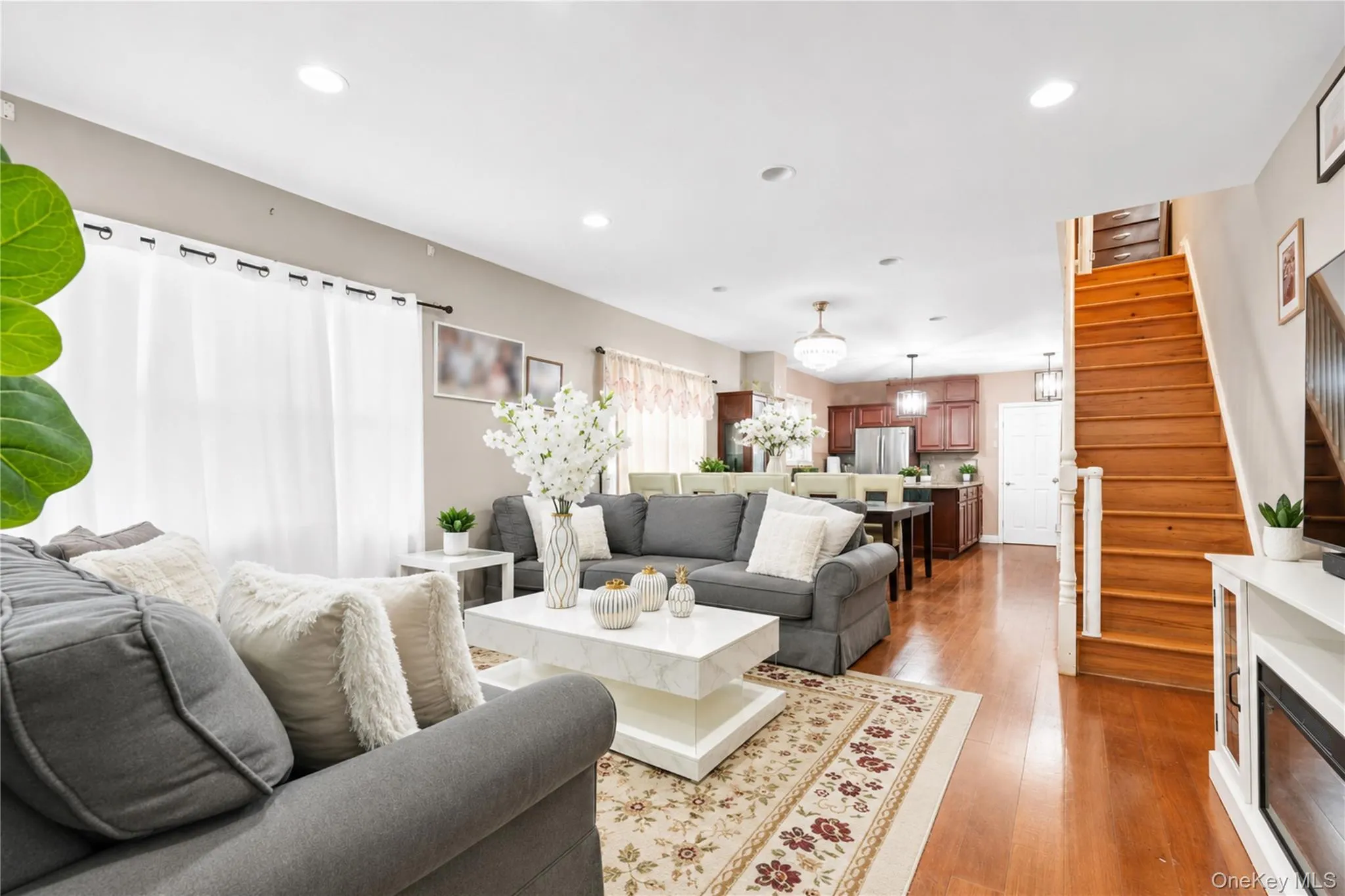 18853 120th Road, New York, NY, 4 Bedrooms Bedrooms, 6 Rooms Rooms,2 BathroomsBathrooms,Residential,For Rent,120th,0,1006914 18853 120th Road, New York, NY, 4 Bedrooms Bedrooms, 6 Rooms Rooms,2 BathroomsBathrooms,Residential,For Rent,120th,0,1006914