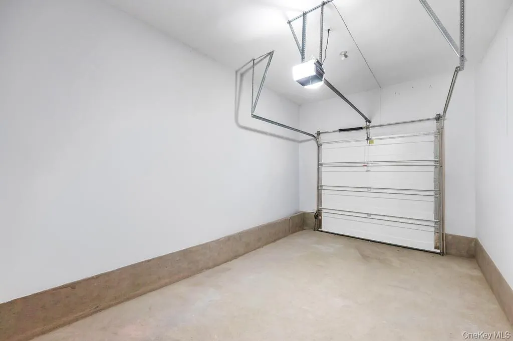 14 Kent Road, Hempstead, NY, 4 Bedrooms Bedrooms, 10 Rooms Rooms,2 BathroomsBathrooms,Residential,For Rent,Kent,0,1006915 14 Kent Road, Hempstead, NY, 4 Bedrooms Bedrooms, 10 Rooms Rooms,2 BathroomsBathrooms,Residential,For Rent,Kent,0,1006915