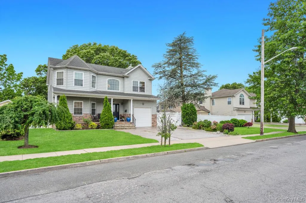 14 Kent Road, Hempstead, NY, 4 Bedrooms Bedrooms, 10 Rooms Rooms,2 BathroomsBathrooms,Residential,For Rent,Kent,0,1006915 14 Kent Road, Hempstead, NY, 4 Bedrooms Bedrooms, 10 Rooms Rooms,2 BathroomsBathrooms,Residential,For Rent,Kent,0,1006915