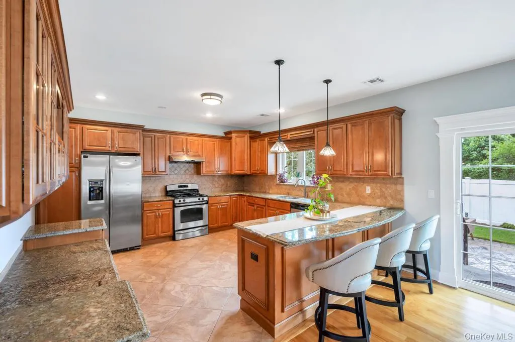 14 Kent Road, Hempstead, NY, 4 Bedrooms Bedrooms, 10 Rooms Rooms,2 BathroomsBathrooms,Residential,For Rent,Kent,0,1006915 14 Kent Road, Hempstead, NY, 4 Bedrooms Bedrooms, 10 Rooms Rooms,2 BathroomsBathrooms,Residential,For Rent,Kent,0,1006915