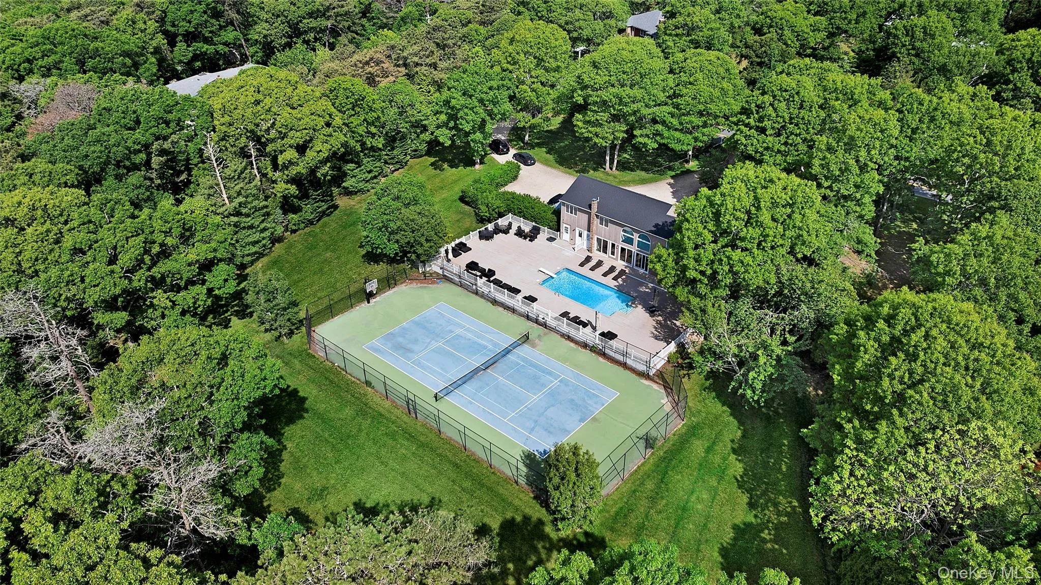 133 Old Country Road, Southampton, NY, 5 Bedrooms Bedrooms, 12 Rooms Rooms,5 BathroomsBathrooms,Residential,For Rent,Old Country,0,KEY1006921 133 Old Country Road, Southampton, NY, 5 Bedrooms Bedrooms, 12 Rooms Rooms,5 BathroomsBathrooms,Residential,For Rent,Old Country,0,KEY1006921