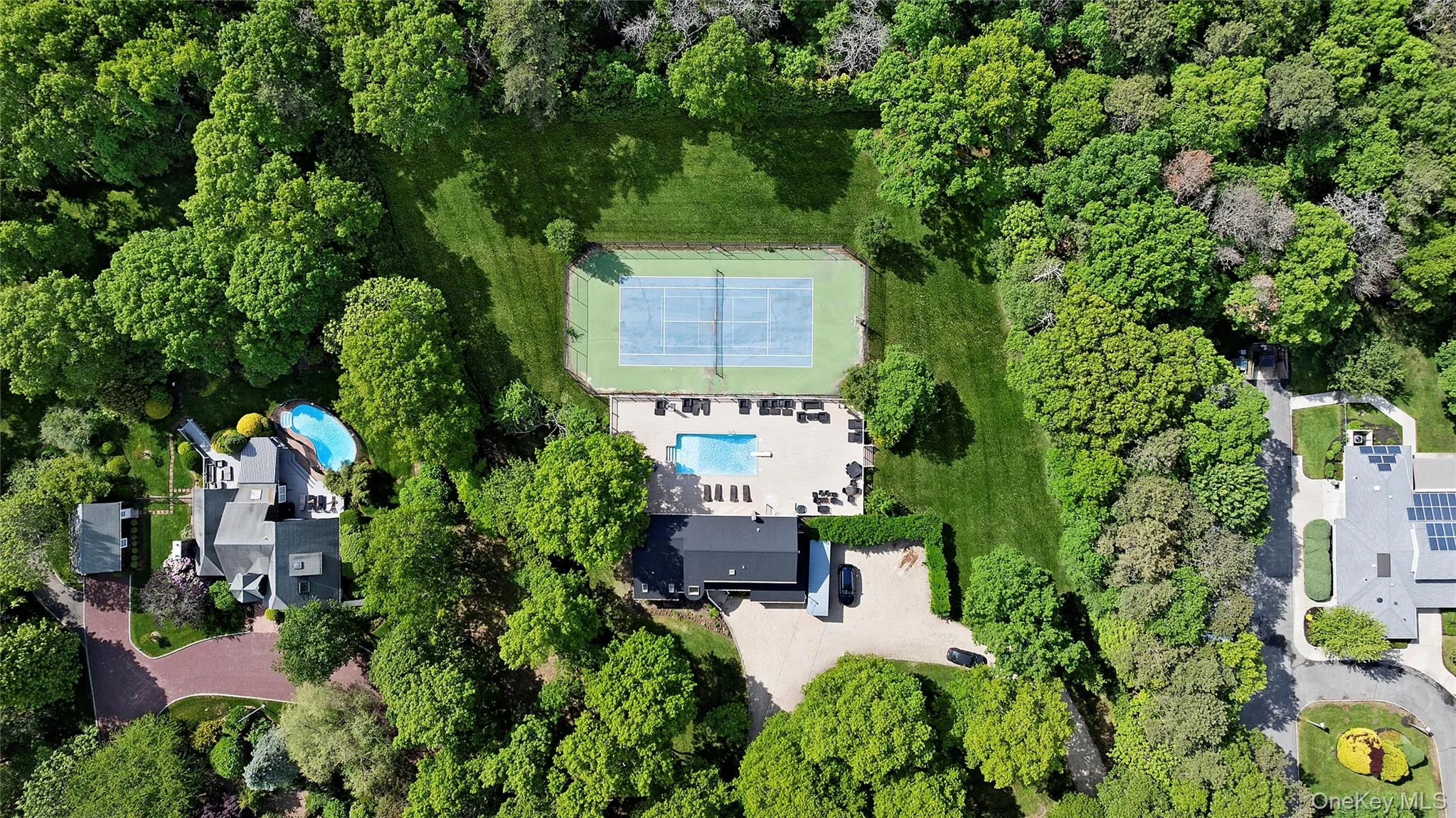 133 Old Country Road, Southampton, NY, 5 Bedrooms Bedrooms, 12 Rooms Rooms,5 BathroomsBathrooms,Residential,For Rent,Old Country,0,KEY1006921 133 Old Country Road, Southampton, NY, 5 Bedrooms Bedrooms, 12 Rooms Rooms,5 BathroomsBathrooms,Residential,For Rent,Old Country,0,KEY1006921