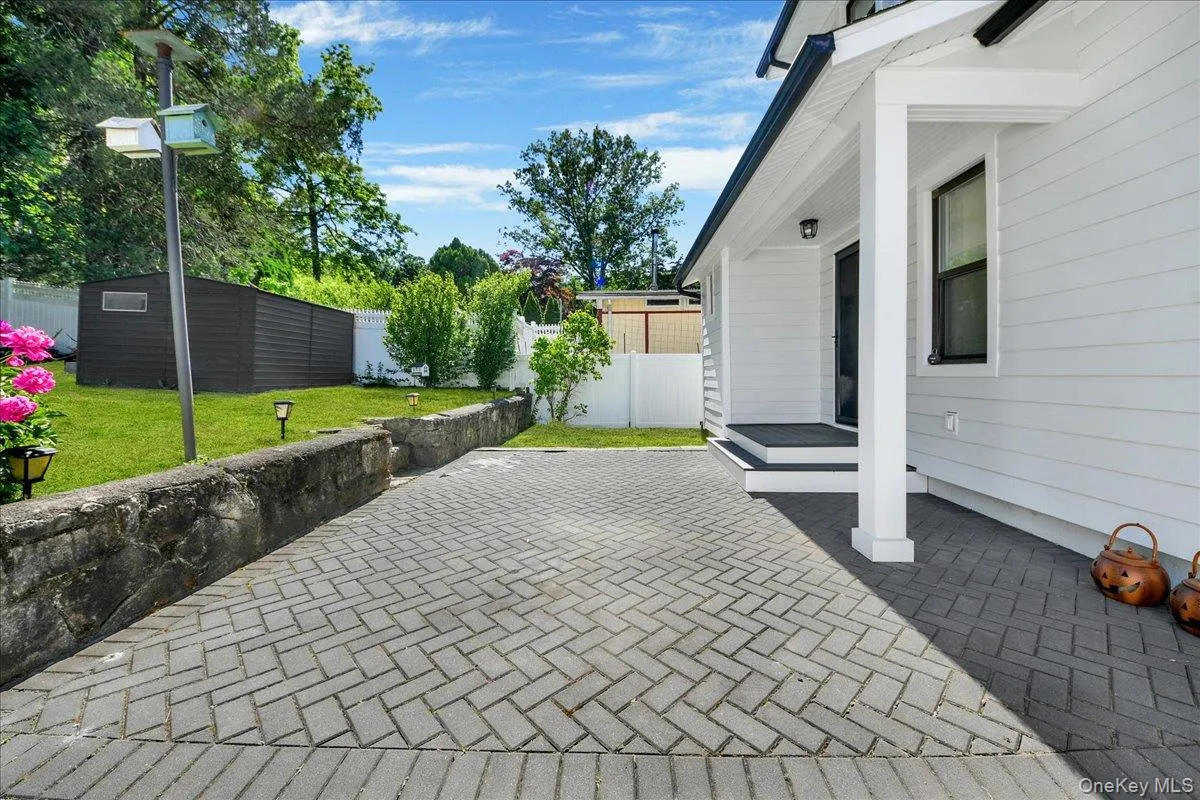 925 Reynolds Street, Peekskill, NY, 3 Bedrooms Bedrooms, 7 Rooms Rooms,1 BathroomBathrooms,Residential,For Rent,Reynolds,0,1006922 925 Reynolds Street, Peekskill, NY, 3 Bedrooms Bedrooms, 7 Rooms Rooms,1 BathroomBathrooms,Residential,For Rent,Reynolds,0,1006922