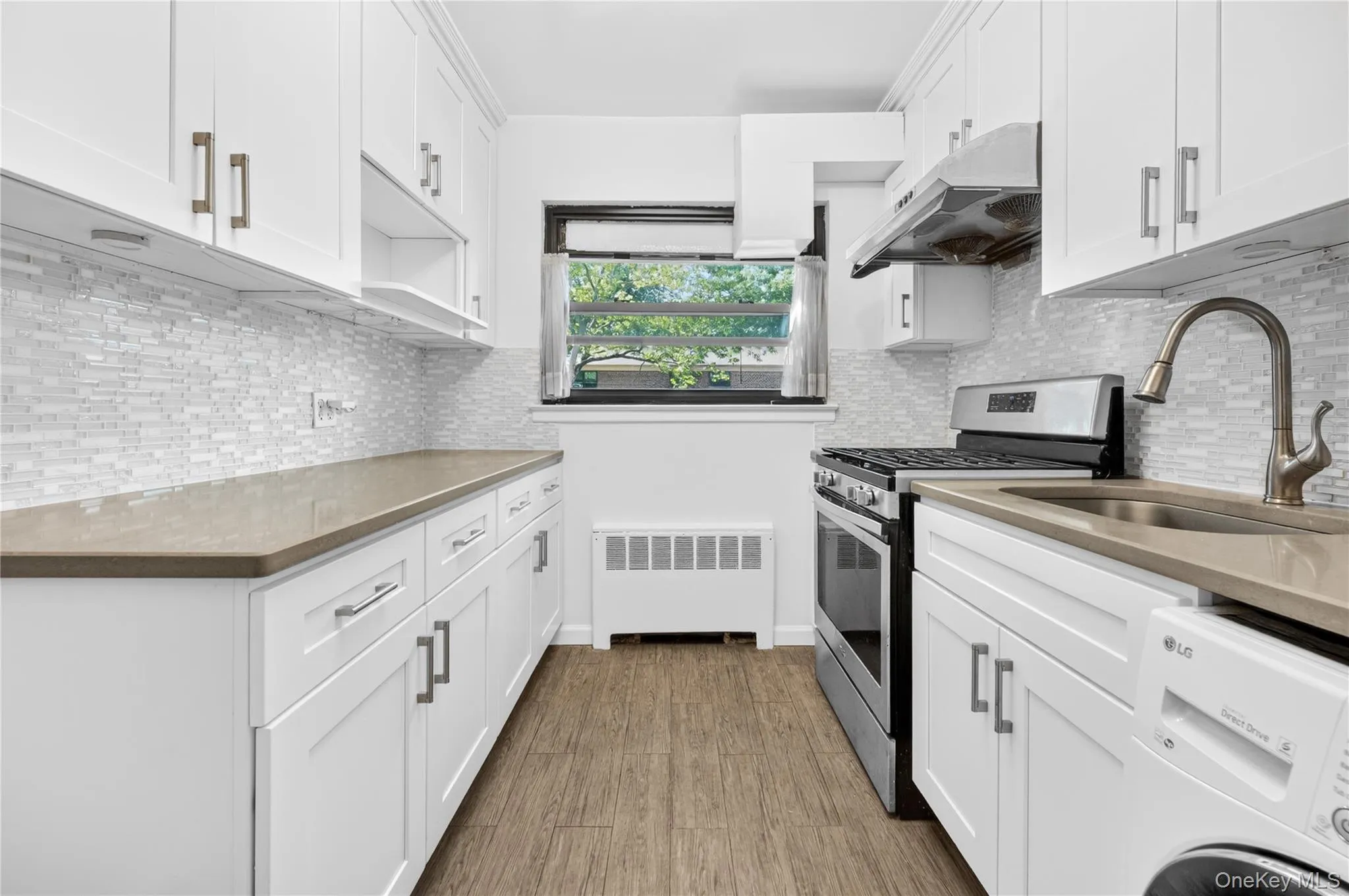 219-58 74th Ave, New York, NY, 2 Bedrooms Bedrooms, 5 Rooms Rooms,1 BathroomBathrooms,Residential,For Rent,74th Ave,0,1006924 219-58 74th Ave, New York, NY, 2 Bedrooms Bedrooms, 5 Rooms Rooms,1 BathroomBathrooms,Residential,For Rent,74th Ave,0,1006924