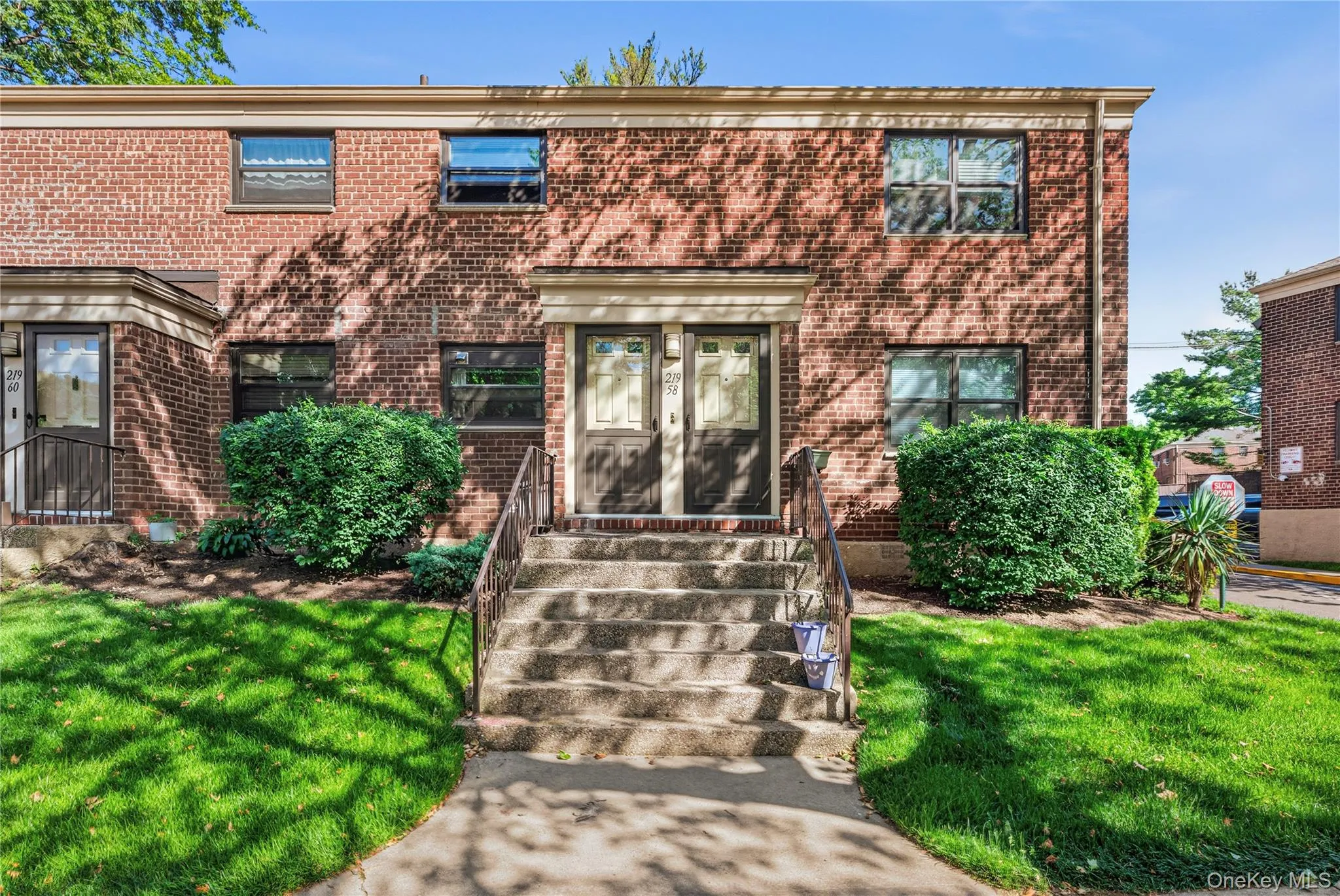 219-58 74th Ave, New York, NY, 2 Bedrooms Bedrooms, 5 Rooms Rooms,1 BathroomBathrooms,Residential,For Rent,74th Ave,0,1006924 219-58 74th Ave, New York, NY, 2 Bedrooms Bedrooms, 5 Rooms Rooms,1 BathroomBathrooms,Residential,For Rent,74th Ave,0,1006924