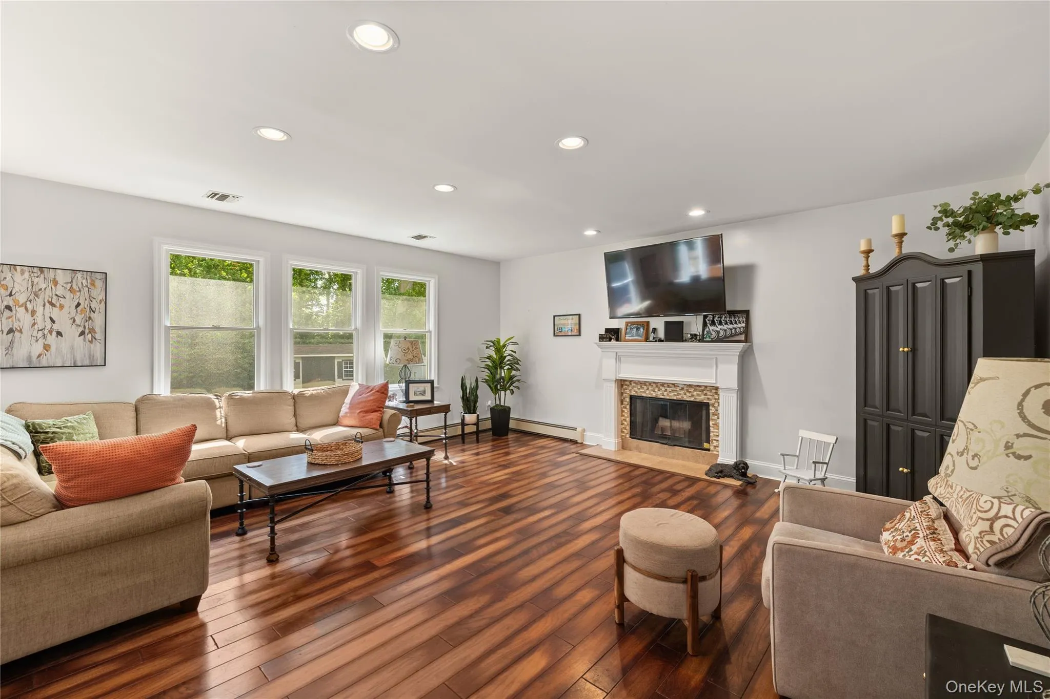 634 Myrtle Avenue, Islip, NY, 4 Bedrooms Bedrooms, 7 Rooms Rooms,2 BathroomsBathrooms,Residential,For Rent,Myrtle,0,1006928 634 Myrtle Avenue, Islip, NY, 4 Bedrooms Bedrooms, 7 Rooms Rooms,2 BathroomsBathrooms,Residential,For Rent,Myrtle,0,1006928