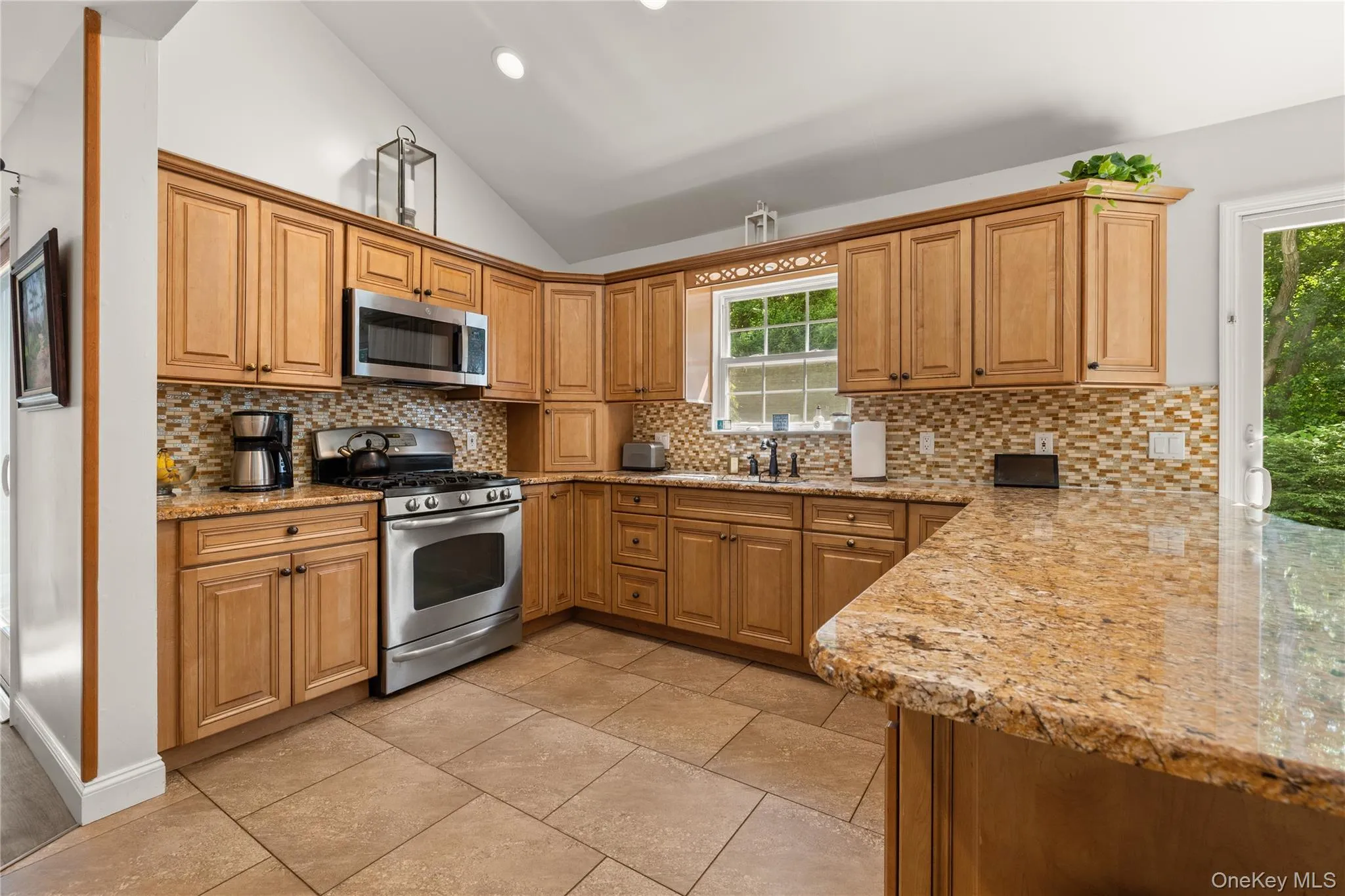 634 Myrtle Avenue, Islip, NY, 4 Bedrooms Bedrooms, 7 Rooms Rooms,2 BathroomsBathrooms,Residential,For Rent,Myrtle,0,1006928 634 Myrtle Avenue, Islip, NY, 4 Bedrooms Bedrooms, 7 Rooms Rooms,2 BathroomsBathrooms,Residential,For Rent,Myrtle,0,1006928