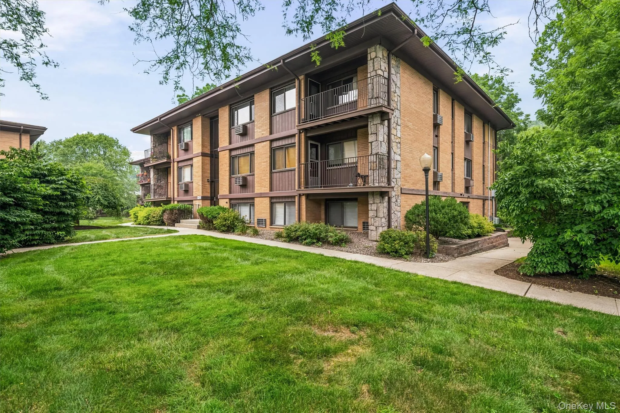 10 Oakwood Terrace, New Windsor, NY, 2 Bedrooms Bedrooms, 5 Rooms Rooms,1 BathroomBathrooms,Residential,For Rent,Oakwood,0,1006931 10 Oakwood Terrace, New Windsor, NY, 2 Bedrooms Bedrooms, 5 Rooms Rooms,1 BathroomBathrooms,Residential,For Rent,Oakwood,0,1006931