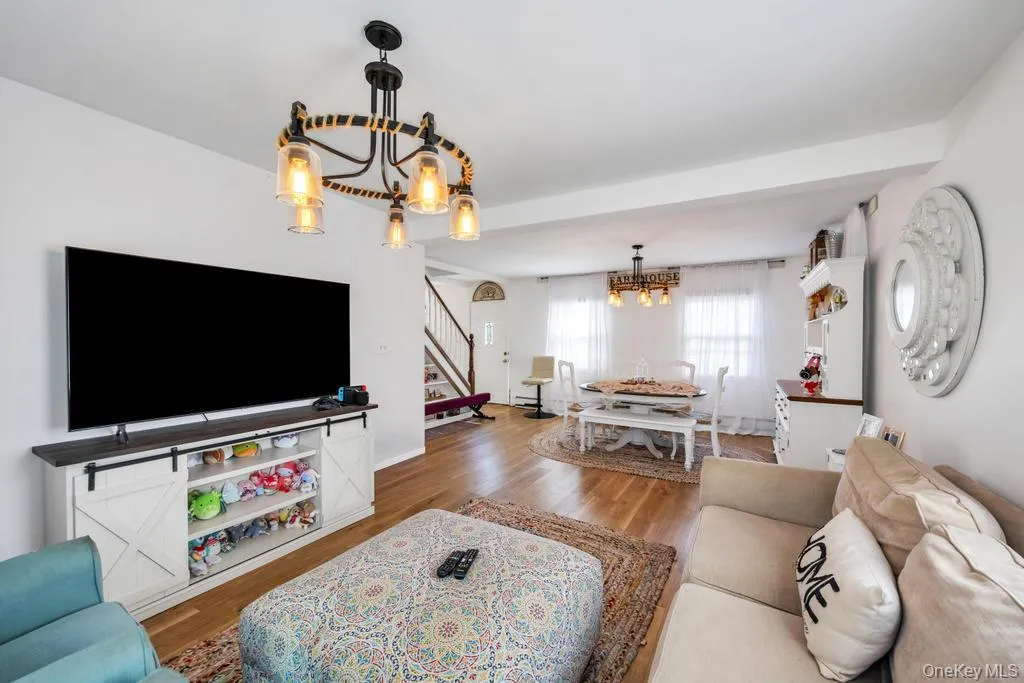 8 Lilac Lane, Hempstead, NY, 3 Bedrooms Bedrooms, 8 Rooms Rooms,1 BathroomBathrooms,Residential,For Rent,Lilac,0,1006932 8 Lilac Lane, Hempstead, NY, 3 Bedrooms Bedrooms, 8 Rooms Rooms,1 BathroomBathrooms,Residential,For Rent,Lilac,0,1006932