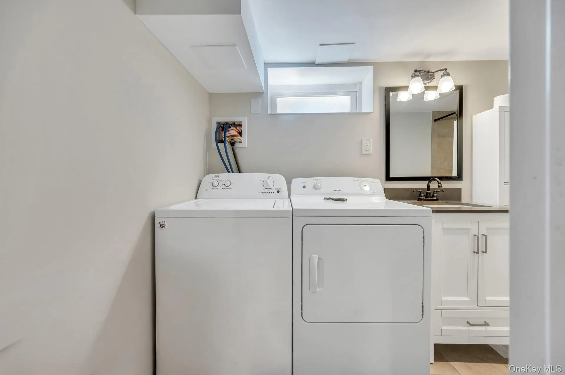 3 Bayberry Drive, Smithtown, NY, 3 Bedrooms Bedrooms, 6 Rooms Rooms,2 BathroomsBathrooms,Residential,For Rent,Bayberry,0,1006934 3 Bayberry Drive, Smithtown, NY, 3 Bedrooms Bedrooms, 6 Rooms Rooms,2 BathroomsBathrooms,Residential,For Rent,Bayberry,0,1006934