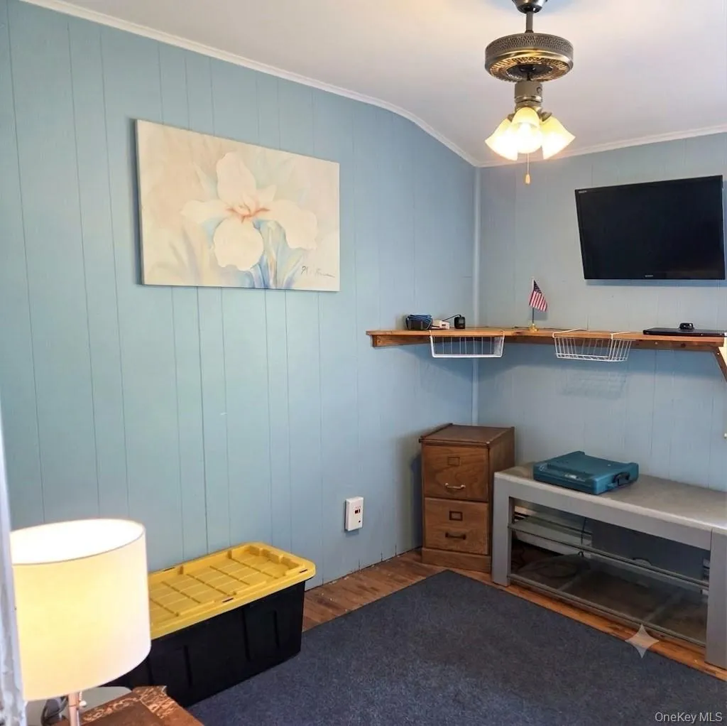 The Third Upstairs Bedroom Offers Beautiful Hardwood Floors, A Large Window For Natural Light, Ceiling Fan & A Good Sized Closet. The Third Upstairs Bedroom Offers Beautiful Hardwood Floors, A Large Window For Natural Light, Ceiling Fan & A Good Sized Closet.