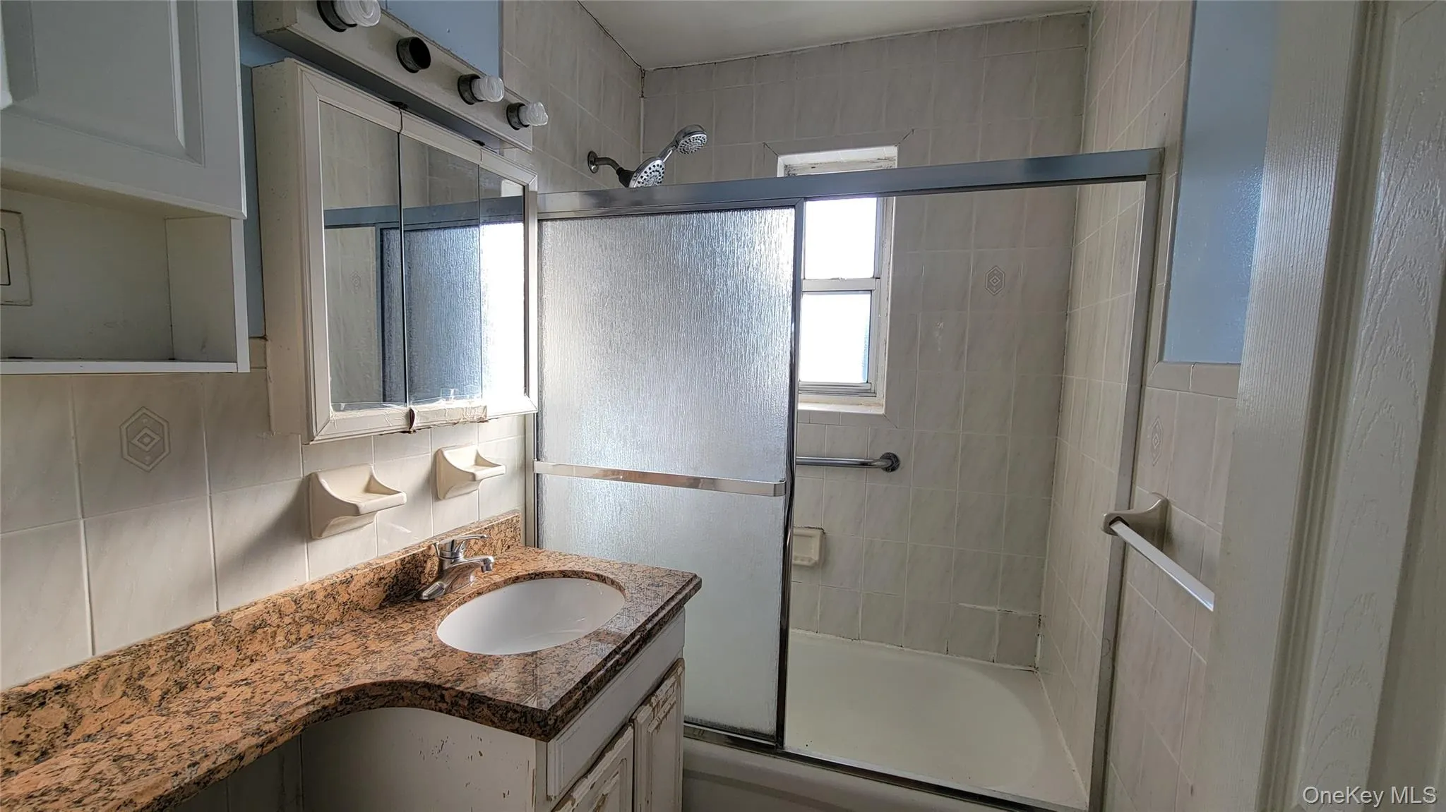 66-10 111 Street, New York, NY, 2 Bedrooms Bedrooms, 5 Rooms Rooms,1 BathroomBathrooms,Residential,For Rent,111,0,1006939 66-10 111 Street, New York, NY, 2 Bedrooms Bedrooms, 5 Rooms Rooms,1 BathroomBathrooms,Residential,For Rent,111,0,1006939