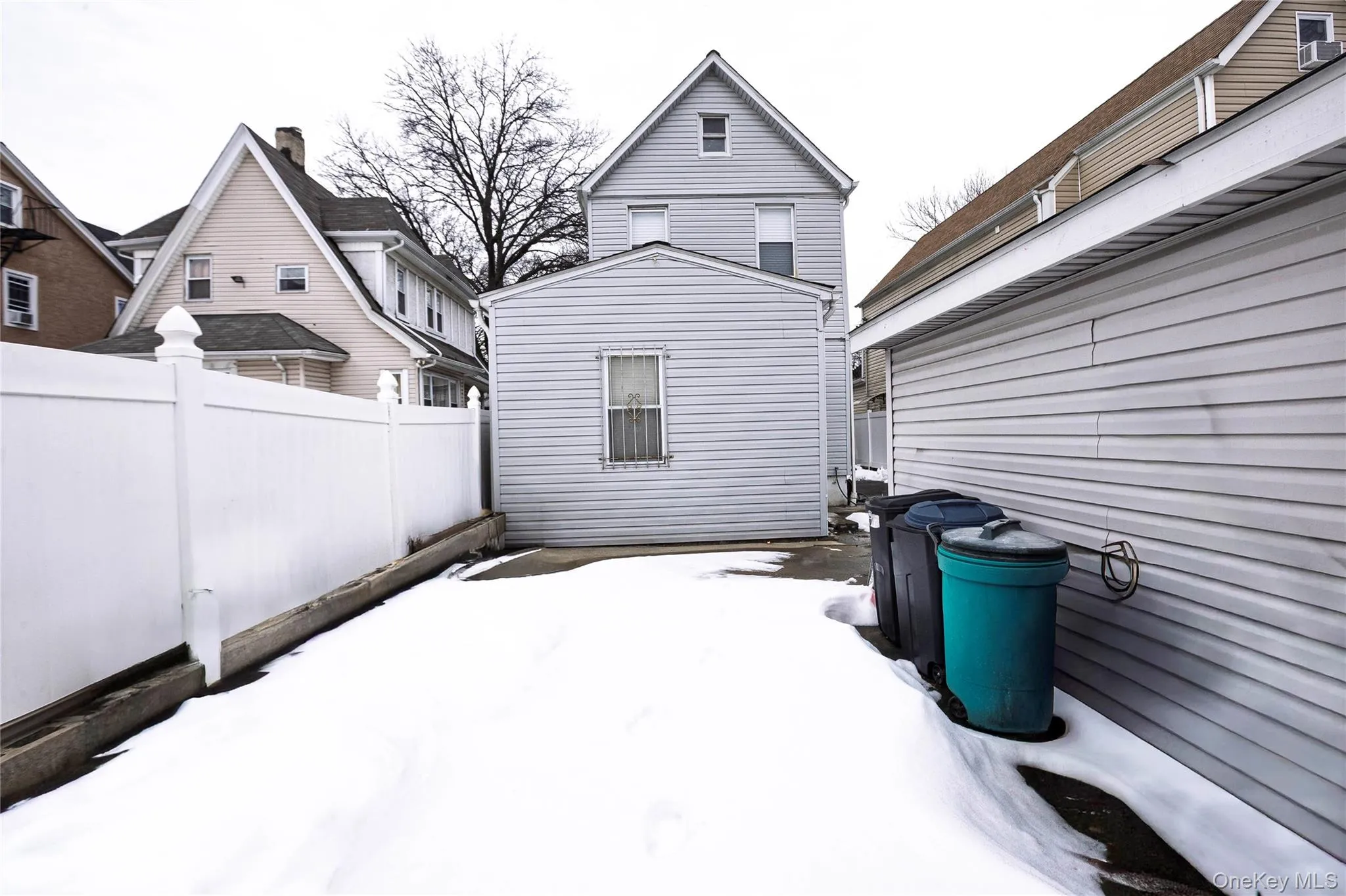 109-40 175th Street, New York, NY, 3 Bedrooms Bedrooms, 8 Rooms Rooms,1 BathroomBathrooms,Residential Lease,For Rent,175th,0,1006942 109-40 175th Street, New York, NY, 3 Bedrooms Bedrooms, 8 Rooms Rooms,1 BathroomBathrooms,Residential Lease,For Rent,175th,0,1006942