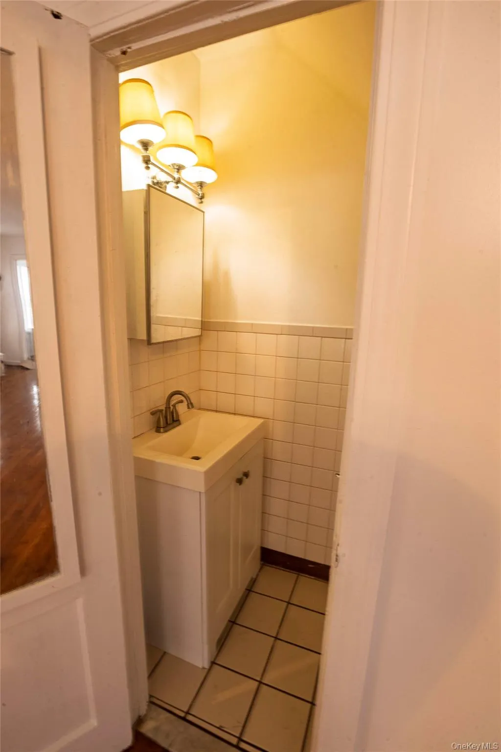 1st floor half bathroom 1st floor half bathroom