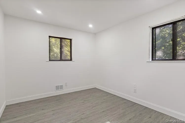 31 Amarillo Drive, Clarkstown, NY, 4 Bedrooms Bedrooms, 10 Rooms Rooms,3 BathroomsBathrooms,Residential,For Rent,Amarillo,0,1006947 31 Amarillo Drive, Clarkstown, NY, 4 Bedrooms Bedrooms, 10 Rooms Rooms,3 BathroomsBathrooms,Residential,For Rent,Amarillo,0,1006947