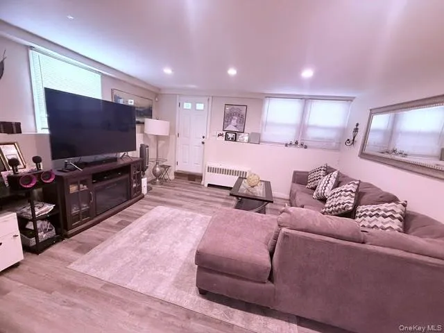 2360 Milburn Avenue, Hempstead, NY, 4 Bedrooms Bedrooms, 9 Rooms Rooms,2 BathroomsBathrooms,Residential,For Rent,Milburn,0,1006952 2360 Milburn Avenue, Hempstead, NY, 4 Bedrooms Bedrooms, 9 Rooms Rooms,2 BathroomsBathrooms,Residential,For Rent,Milburn,0,1006952