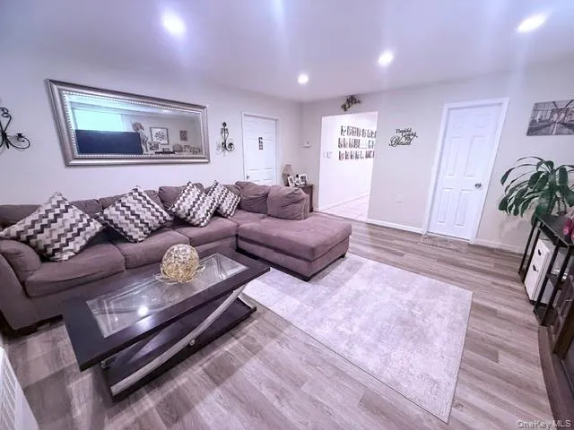 2360 Milburn Avenue, Hempstead, NY, 4 Bedrooms Bedrooms, 9 Rooms Rooms,2 BathroomsBathrooms,Residential,For Rent,Milburn,0,1006952 2360 Milburn Avenue, Hempstead, NY, 4 Bedrooms Bedrooms, 9 Rooms Rooms,2 BathroomsBathrooms,Residential,For Rent,Milburn,0,1006952