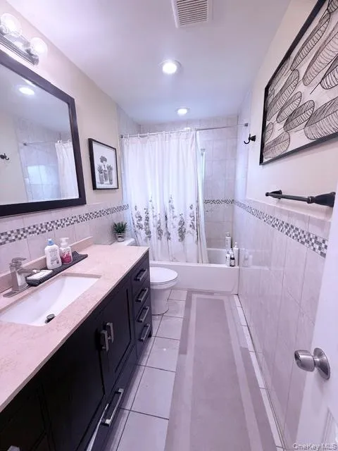 2360 Milburn Avenue, Hempstead, NY, 4 Bedrooms Bedrooms, 9 Rooms Rooms,2 BathroomsBathrooms,Residential,For Rent,Milburn,0,1006952 2360 Milburn Avenue, Hempstead, NY, 4 Bedrooms Bedrooms, 9 Rooms Rooms,2 BathroomsBathrooms,Residential,For Rent,Milburn,0,1006952