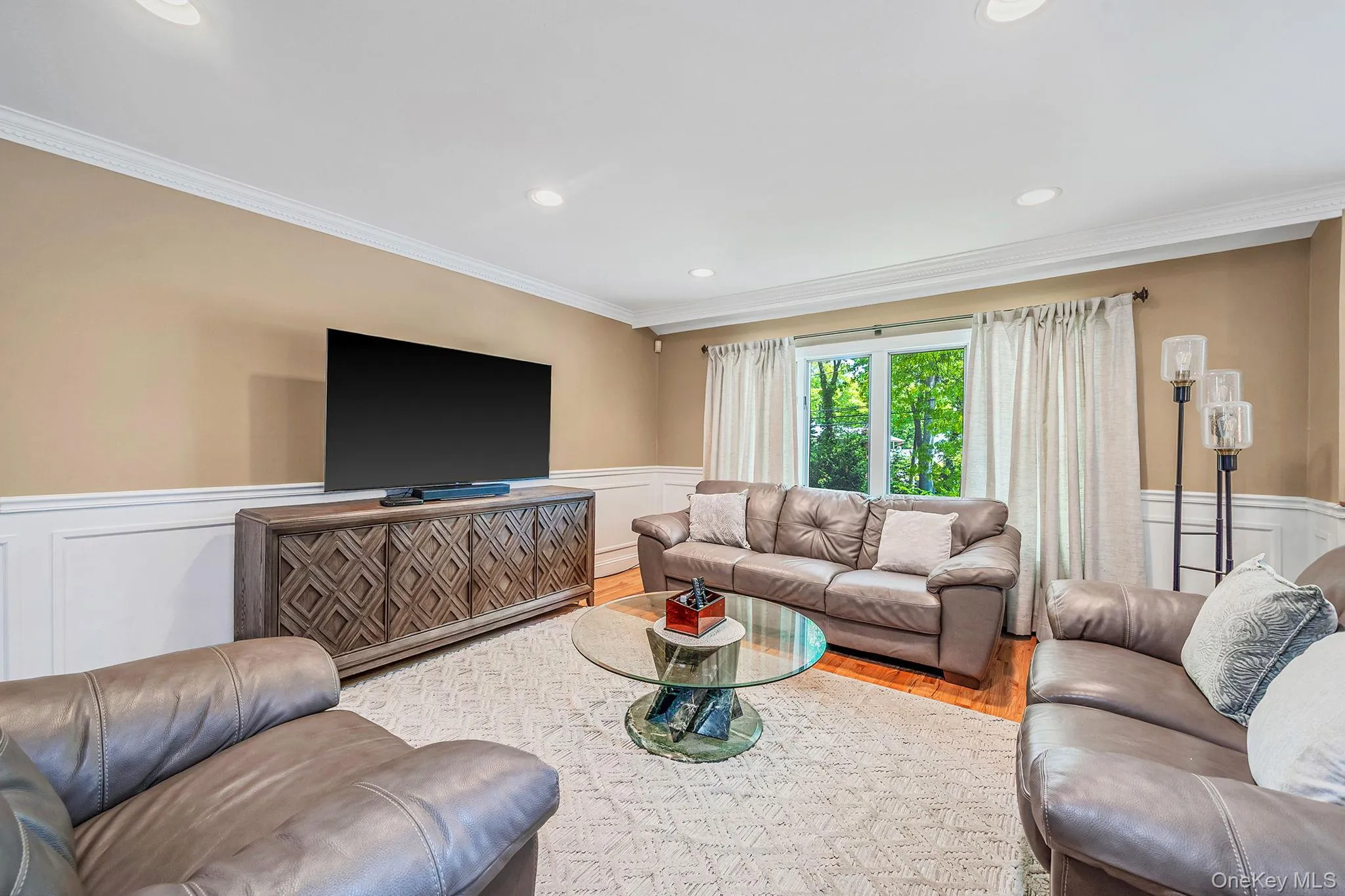 118 Ledgewood Drive, Smithtown, NY, 4 Bedrooms Bedrooms, 9 Rooms Rooms,2 BathroomsBathrooms,Residential,For Rent,Ledgewood,0,1006953 118 Ledgewood Drive, Smithtown, NY, 4 Bedrooms Bedrooms, 9 Rooms Rooms,2 BathroomsBathrooms,Residential,For Rent,Ledgewood,0,1006953