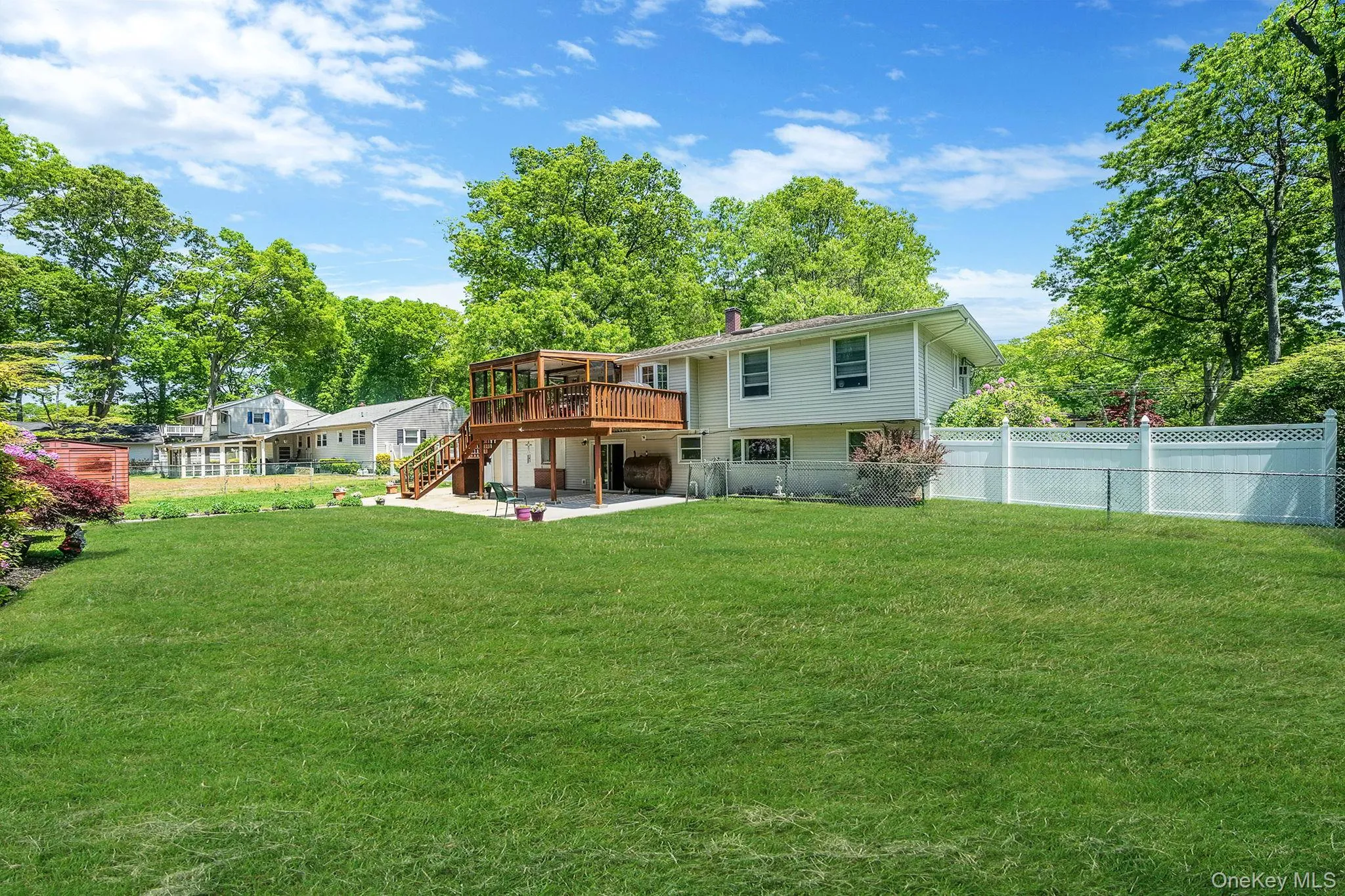 118 Ledgewood Drive, Smithtown, NY, 4 Bedrooms Bedrooms, 9 Rooms Rooms,2 BathroomsBathrooms,Residential,For Rent,Ledgewood,0,1006953 118 Ledgewood Drive, Smithtown, NY, 4 Bedrooms Bedrooms, 9 Rooms Rooms,2 BathroomsBathrooms,Residential,For Rent,Ledgewood,0,1006953