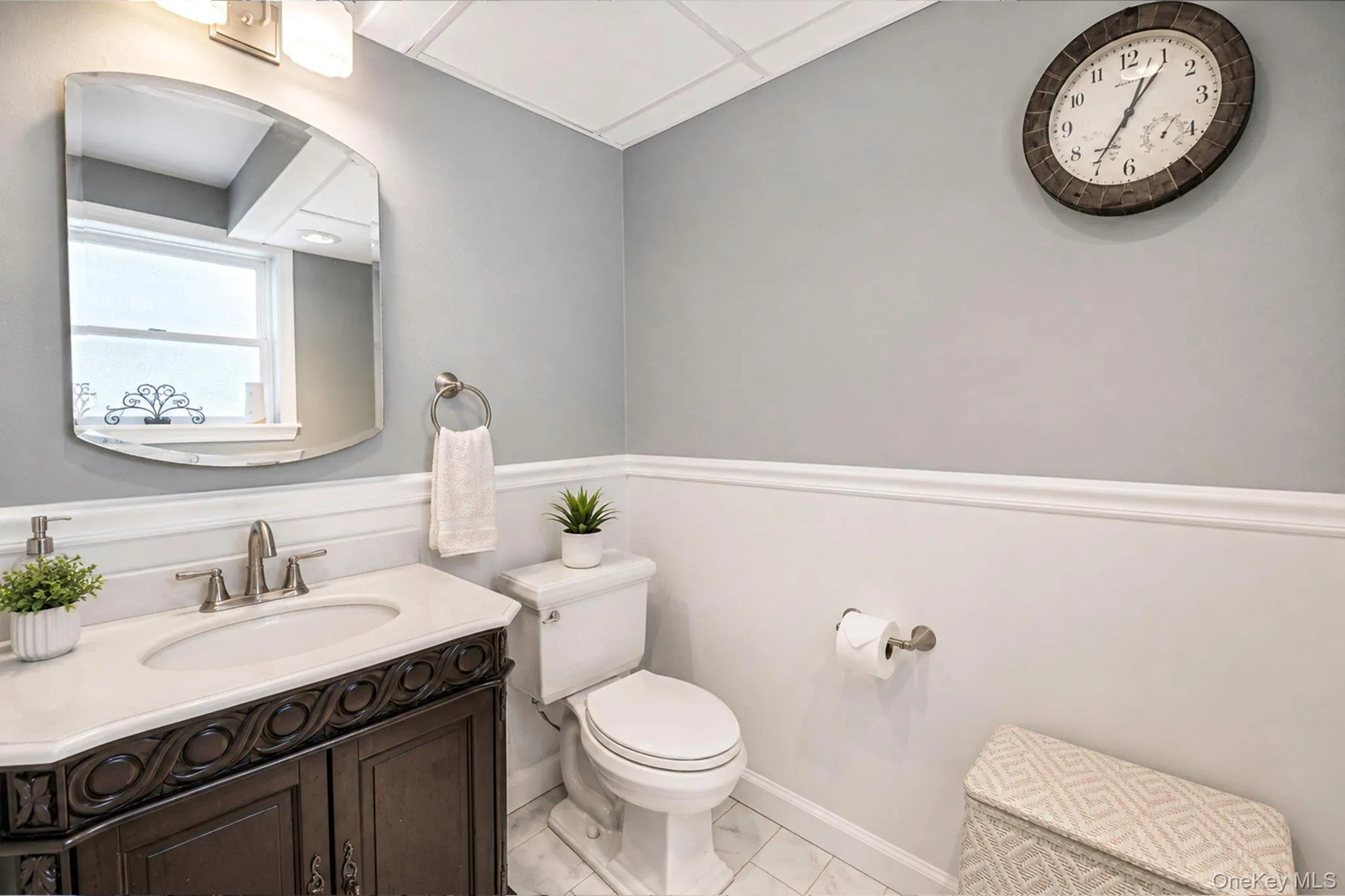 118 Ledgewood Drive, Smithtown, NY, 4 Bedrooms Bedrooms, 9 Rooms Rooms,2 BathroomsBathrooms,Residential,For Rent,Ledgewood,0,1006953 118 Ledgewood Drive, Smithtown, NY, 4 Bedrooms Bedrooms, 9 Rooms Rooms,2 BathroomsBathrooms,Residential,For Rent,Ledgewood,0,1006953