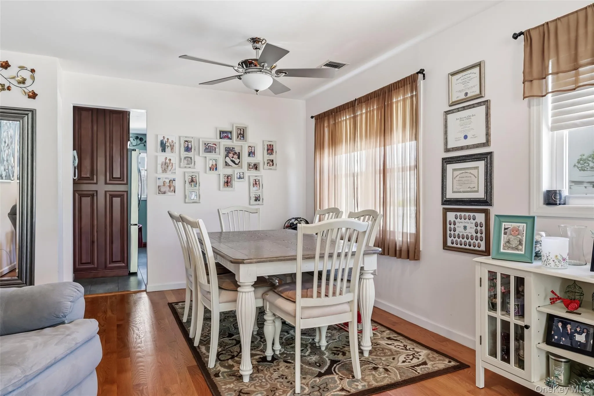 1025 Knickerbocker Road, Hempstead, NY, 3 Bedrooms Bedrooms, 7 Rooms Rooms,2 BathroomsBathrooms,Residential,For Rent,Knickerbocker,0,1006957 1025 Knickerbocker Road, Hempstead, NY, 3 Bedrooms Bedrooms, 7 Rooms Rooms,2 BathroomsBathrooms,Residential,For Rent,Knickerbocker,0,1006957