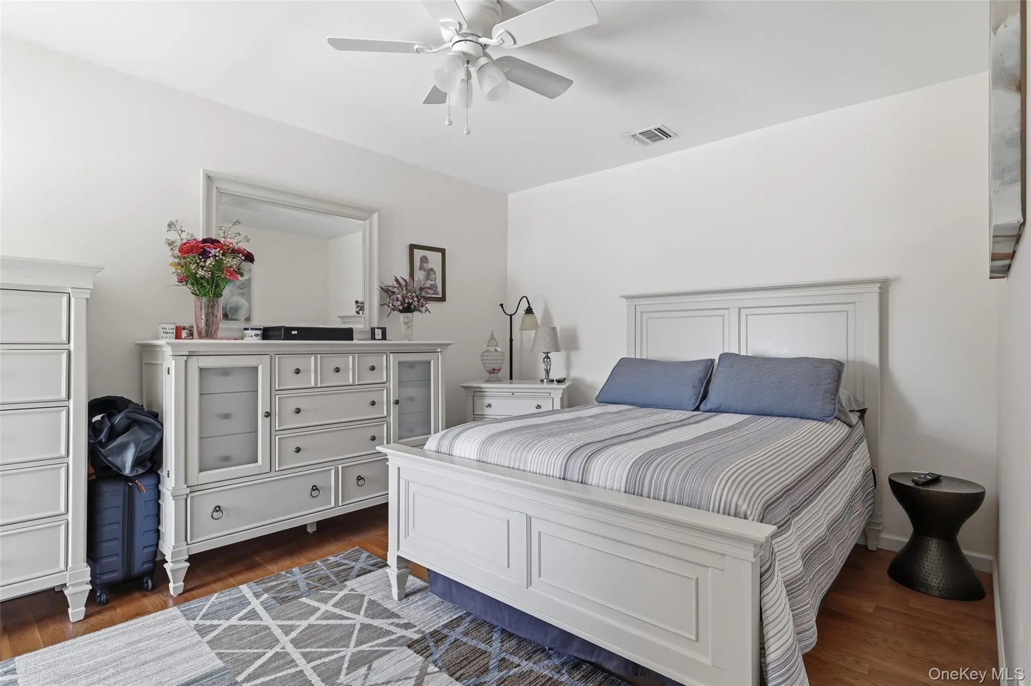 1025 Knickerbocker Road, Hempstead, NY, 3 Bedrooms Bedrooms, 7 Rooms Rooms,2 BathroomsBathrooms,Residential,For Rent,Knickerbocker,0,1006957 1025 Knickerbocker Road, Hempstead, NY, 3 Bedrooms Bedrooms, 7 Rooms Rooms,2 BathroomsBathrooms,Residential,For Rent,Knickerbocker,0,1006957