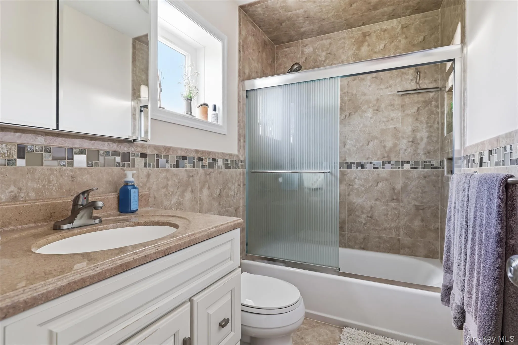 1025 Knickerbocker Road, Hempstead, NY, 3 Bedrooms Bedrooms, 7 Rooms Rooms,2 BathroomsBathrooms,Residential,For Rent,Knickerbocker,0,1006957 1025 Knickerbocker Road, Hempstead, NY, 3 Bedrooms Bedrooms, 7 Rooms Rooms,2 BathroomsBathrooms,Residential,For Rent,Knickerbocker,0,1006957