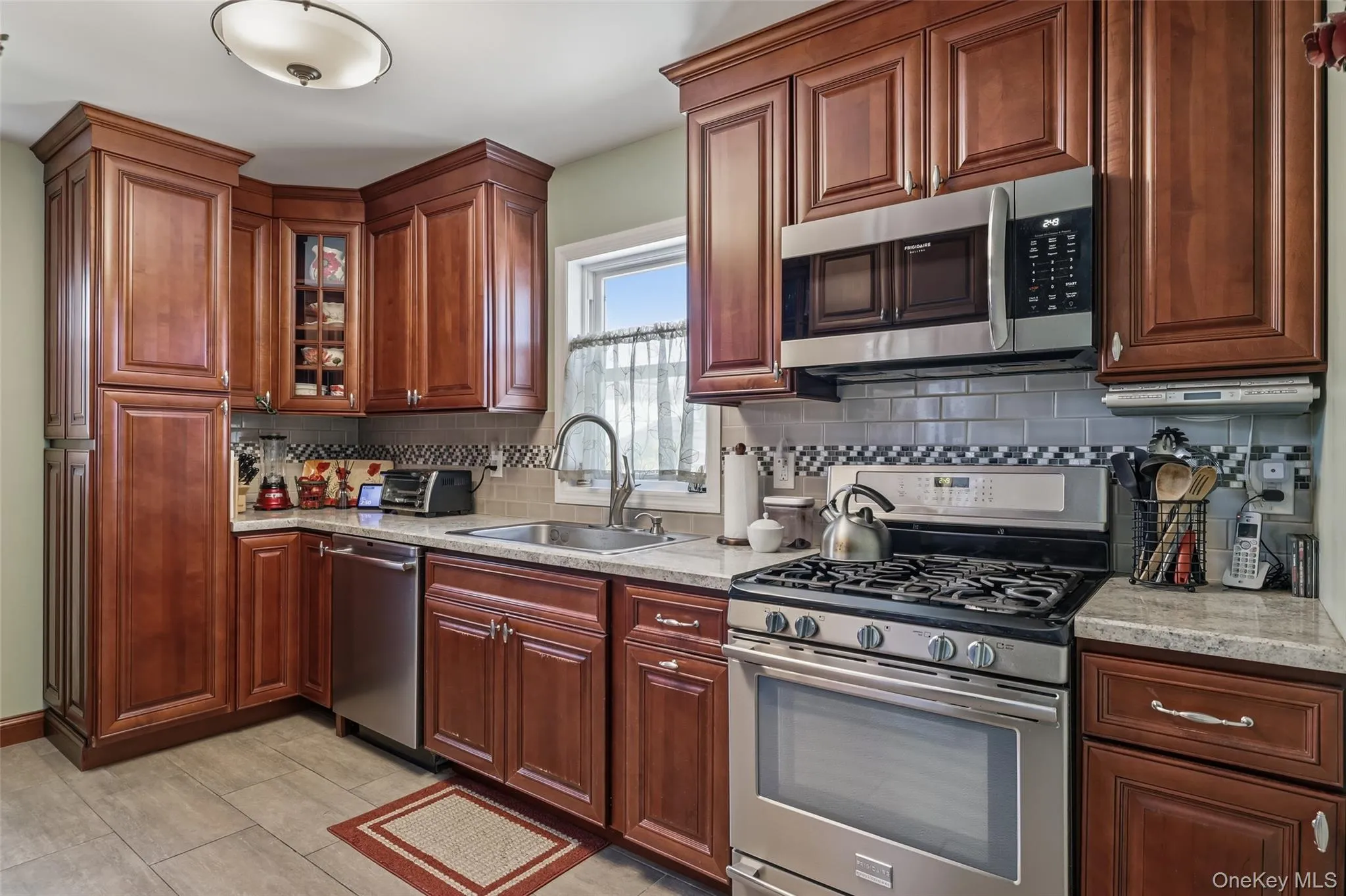 1025 Knickerbocker Road, Hempstead, NY, 3 Bedrooms Bedrooms, 7 Rooms Rooms,2 BathroomsBathrooms,Residential,For Rent,Knickerbocker,0,1006957 1025 Knickerbocker Road, Hempstead, NY, 3 Bedrooms Bedrooms, 7 Rooms Rooms,2 BathroomsBathrooms,Residential,For Rent,Knickerbocker,0,1006957