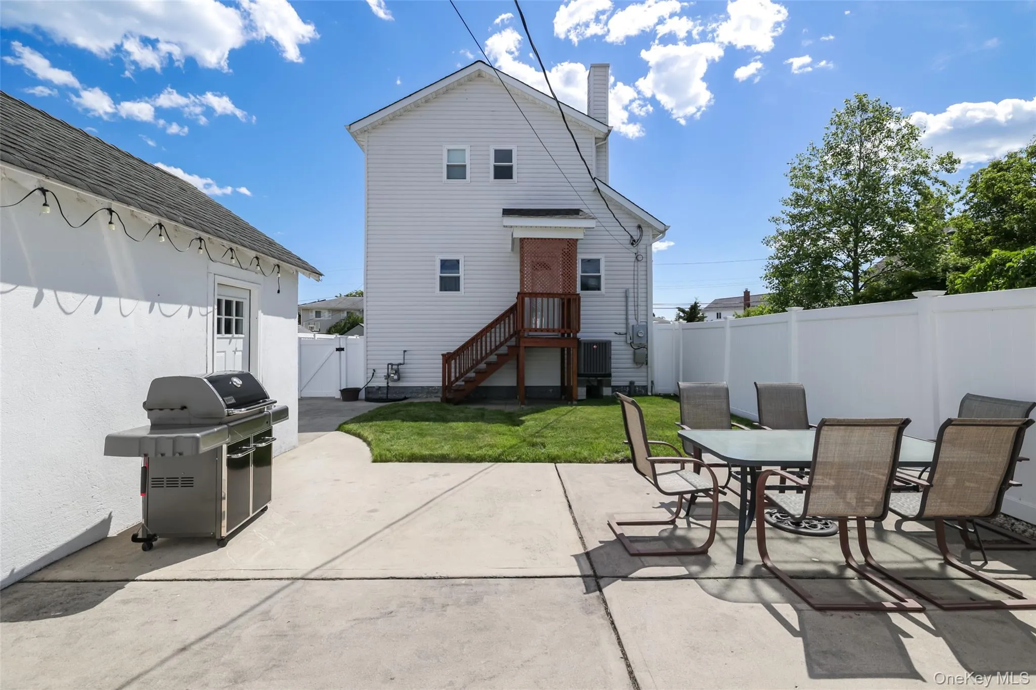 1025 Knickerbocker Road, Hempstead, NY, 3 Bedrooms Bedrooms, 7 Rooms Rooms,2 BathroomsBathrooms,Residential,For Rent,Knickerbocker,0,1006957 1025 Knickerbocker Road, Hempstead, NY, 3 Bedrooms Bedrooms, 7 Rooms Rooms,2 BathroomsBathrooms,Residential,For Rent,Knickerbocker,0,1006957