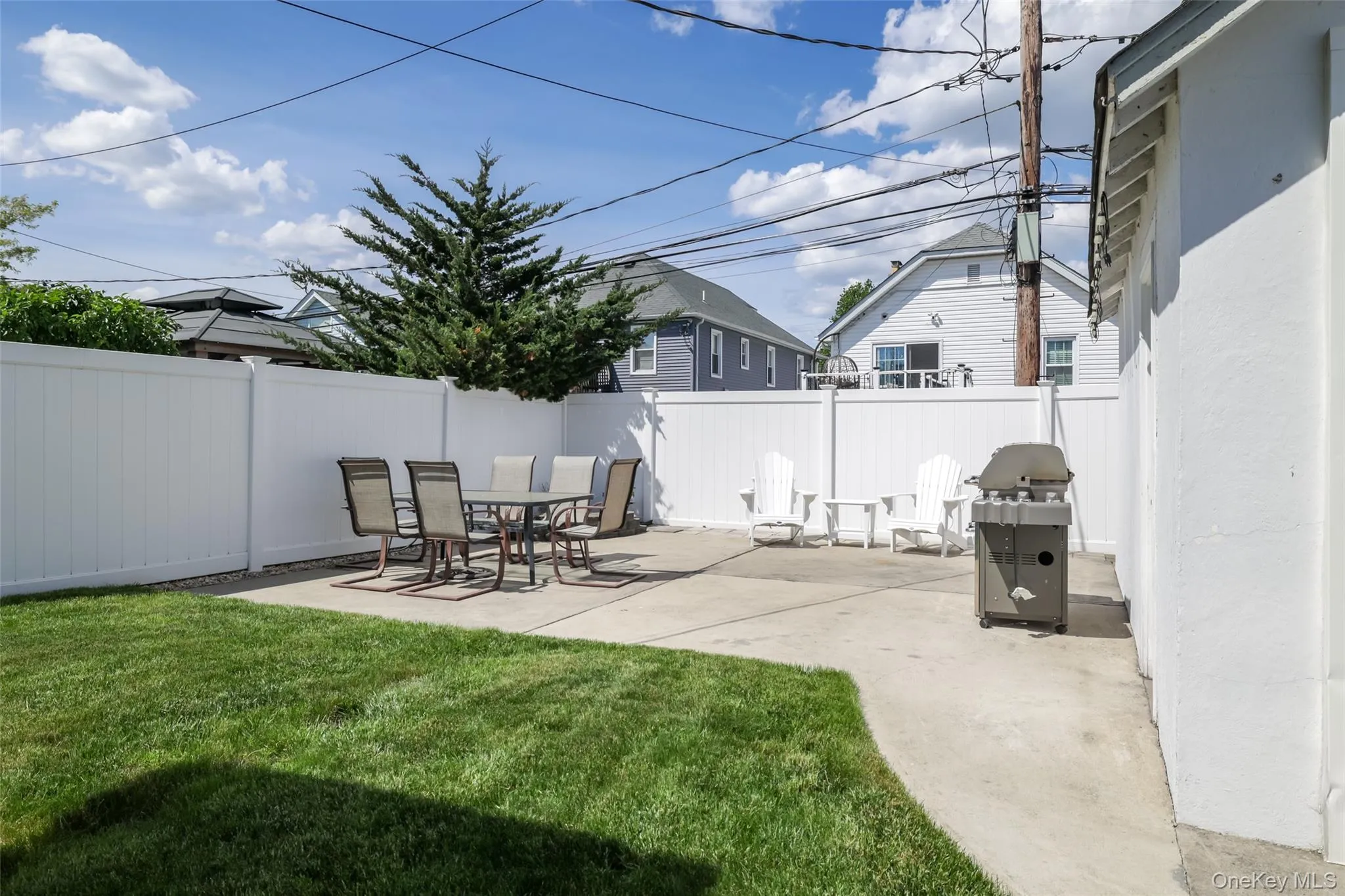 1025 Knickerbocker Road, Hempstead, NY, 3 Bedrooms Bedrooms, 7 Rooms Rooms,2 BathroomsBathrooms,Residential,For Rent,Knickerbocker,0,1006957 1025 Knickerbocker Road, Hempstead, NY, 3 Bedrooms Bedrooms, 7 Rooms Rooms,2 BathroomsBathrooms,Residential,For Rent,Knickerbocker,0,1006957