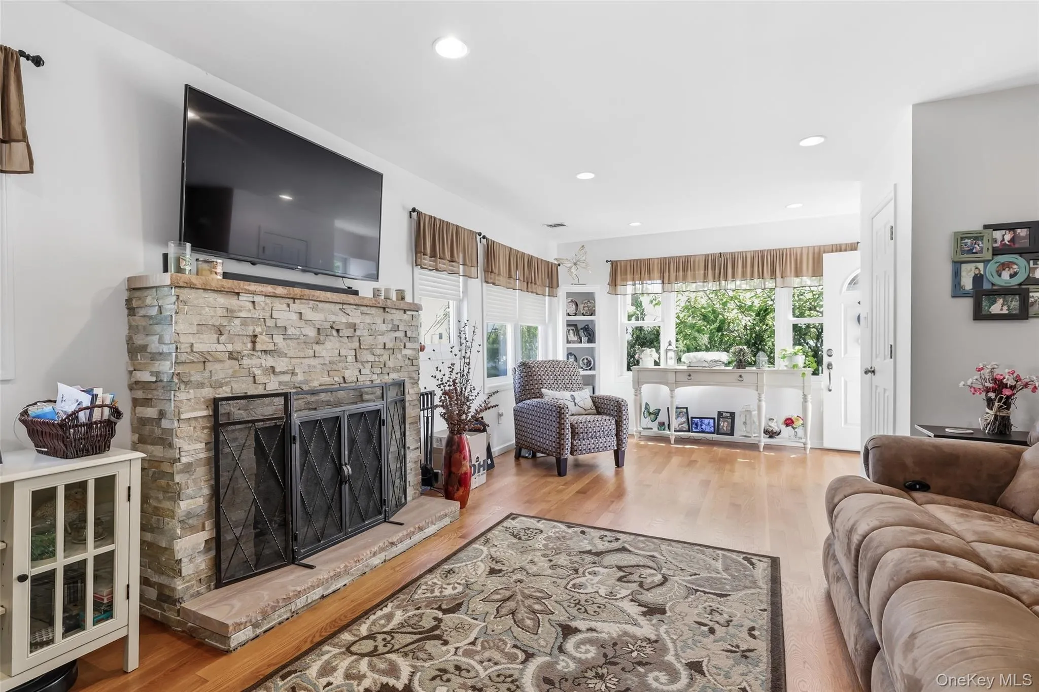 1025 Knickerbocker Road, Hempstead, NY, 3 Bedrooms Bedrooms, 7 Rooms Rooms,2 BathroomsBathrooms,Residential,For Rent,Knickerbocker,0,1006957 1025 Knickerbocker Road, Hempstead, NY, 3 Bedrooms Bedrooms, 7 Rooms Rooms,2 BathroomsBathrooms,Residential,For Rent,Knickerbocker,0,1006957