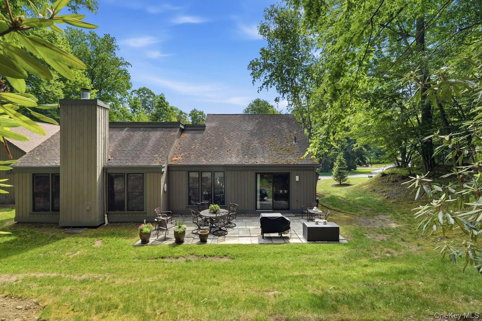 953 Heritage Hills, Somers, NY, 2 Bedrooms Bedrooms, 5 Rooms Rooms,2 BathroomsBathrooms,Residential,For Rent,Heritage,0,1006960 953 Heritage Hills, Somers, NY, 2 Bedrooms Bedrooms, 5 Rooms Rooms,2 BathroomsBathrooms,Residential,For Rent,Heritage,0,1006960