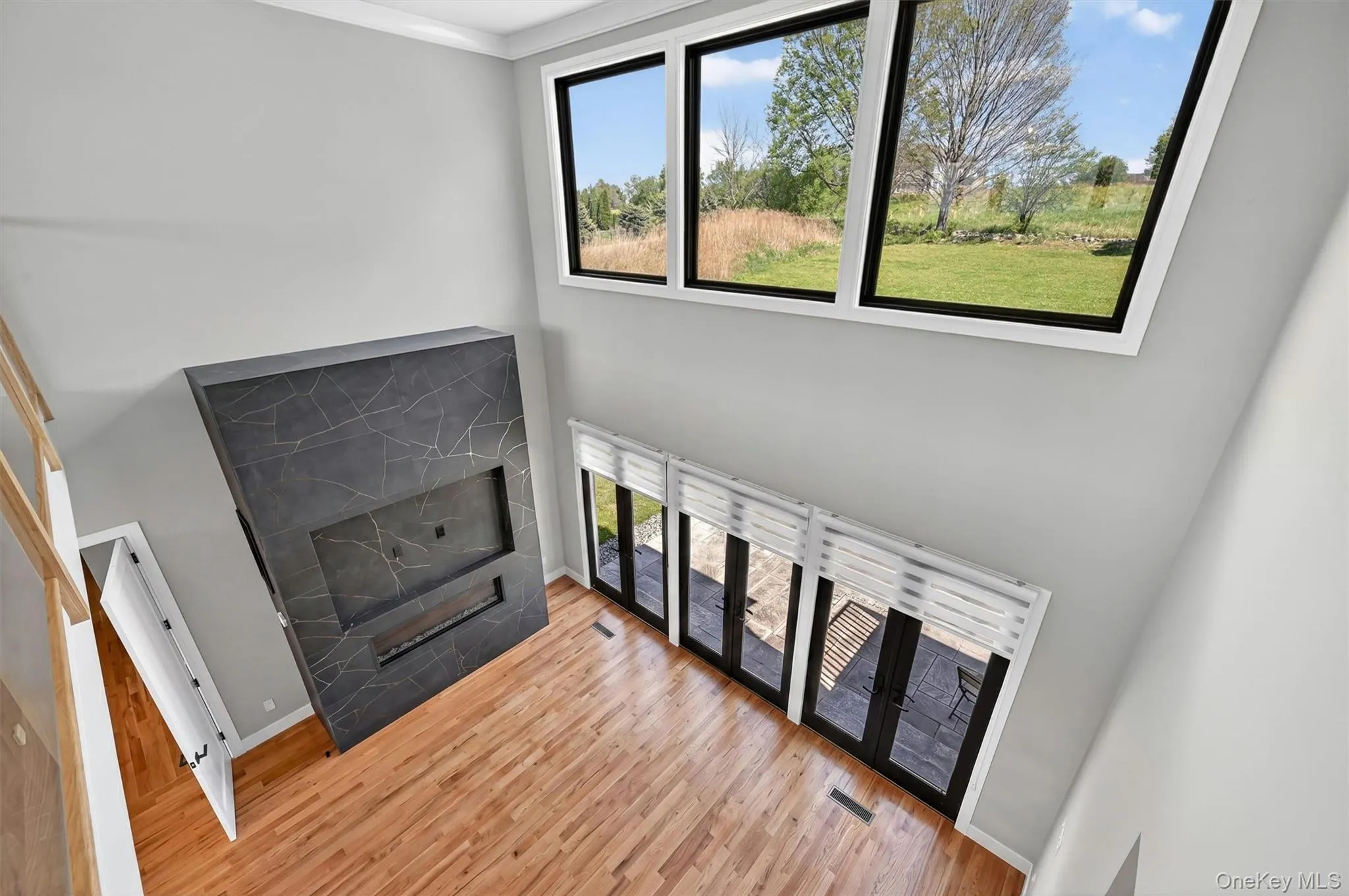 Double height entry foyer with panoramic views. Double height entry foyer with panoramic views.