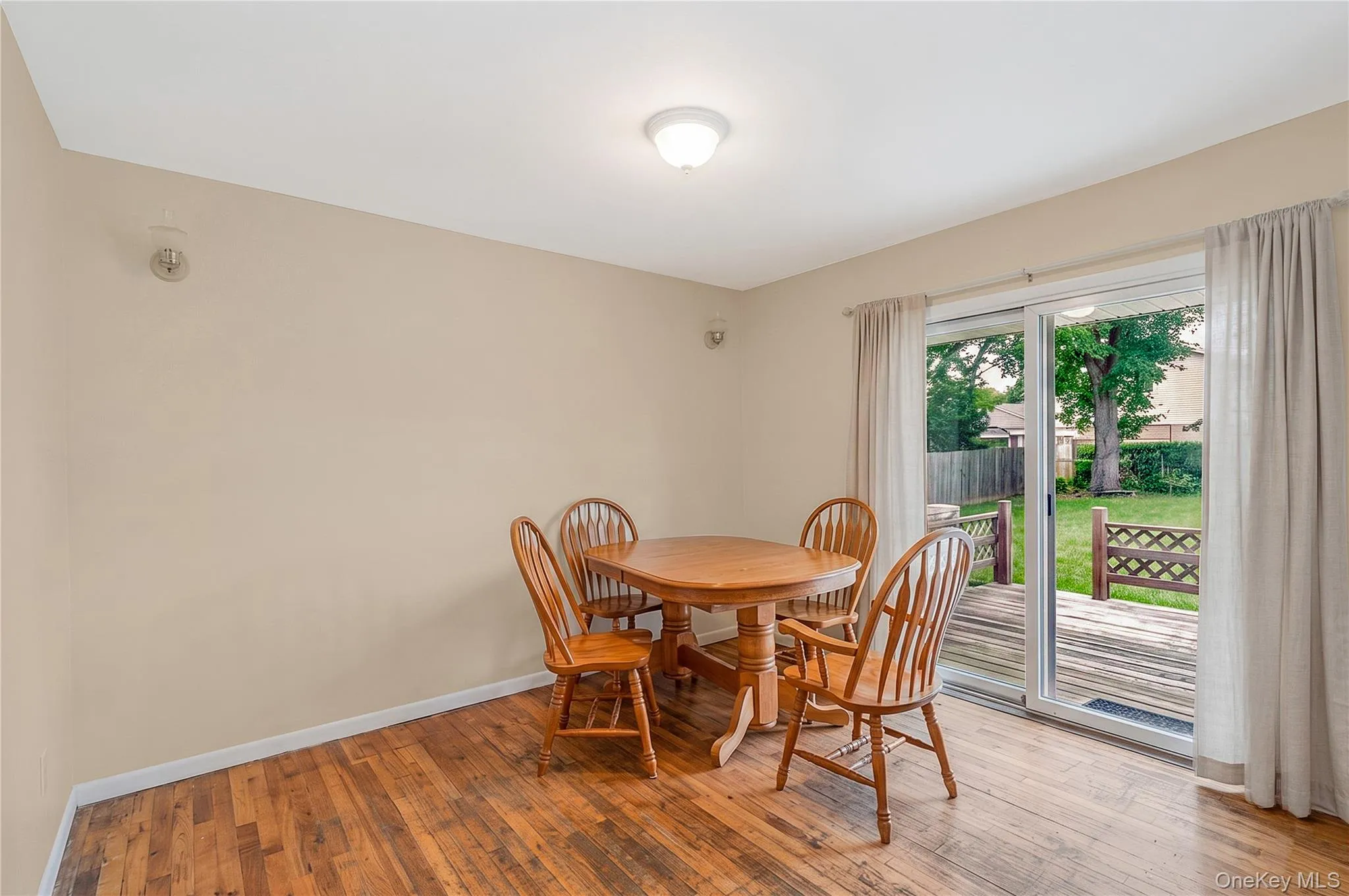 117 Timberline Drive, Islip, NY, 8 Bedrooms Bedrooms, 13 Rooms Rooms,4 BathroomsBathrooms,Residential,For Rent,Timberline,0,1006966 117 Timberline Drive, Islip, NY, 8 Bedrooms Bedrooms, 13 Rooms Rooms,4 BathroomsBathrooms,Residential,For Rent,Timberline,0,1006966