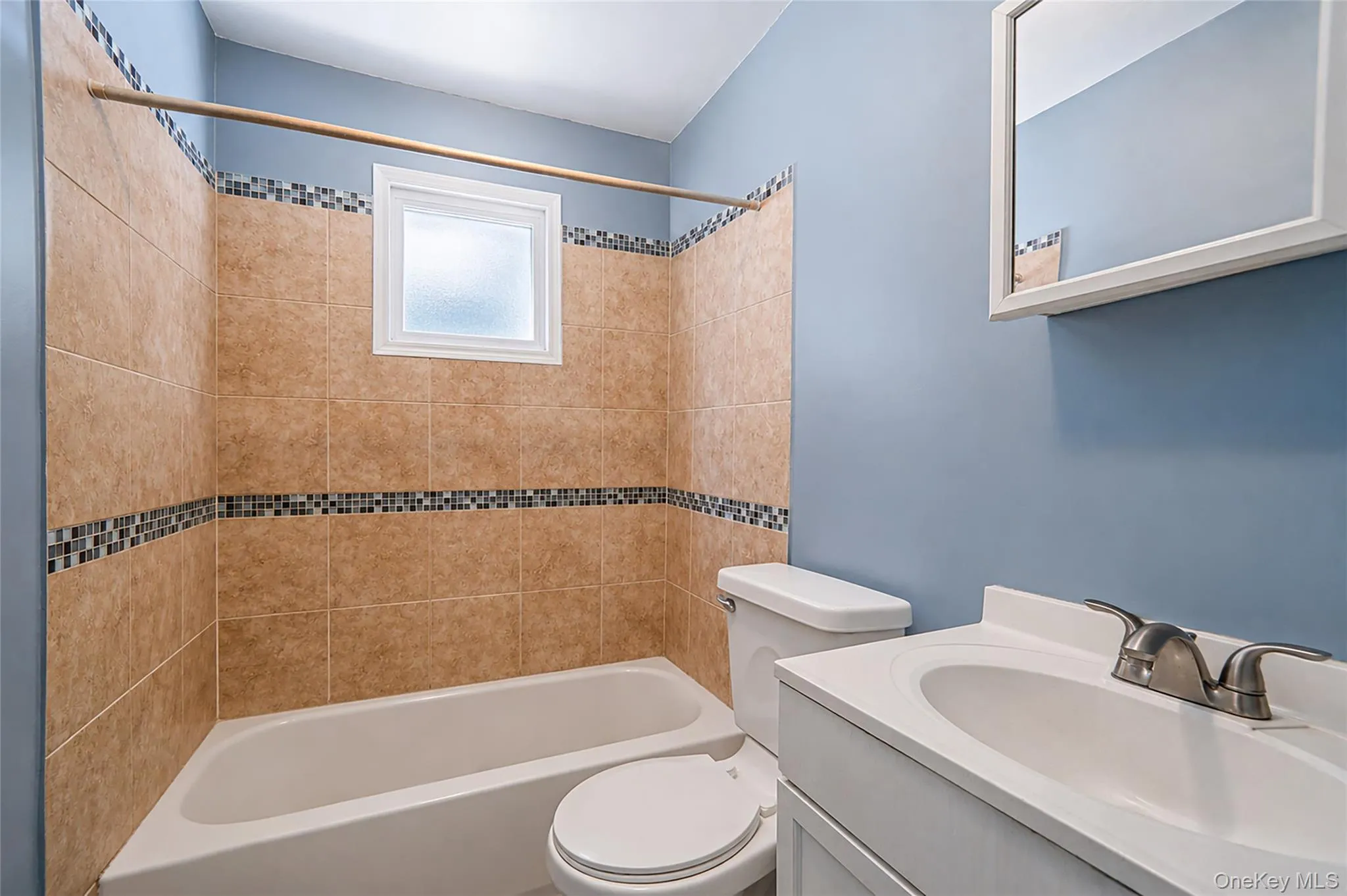 117 Timberline Drive, Islip, NY, 8 Bedrooms Bedrooms, 13 Rooms Rooms,4 BathroomsBathrooms,Residential,For Rent,Timberline,0,1006966 117 Timberline Drive, Islip, NY, 8 Bedrooms Bedrooms, 13 Rooms Rooms,4 BathroomsBathrooms,Residential,For Rent,Timberline,0,1006966
