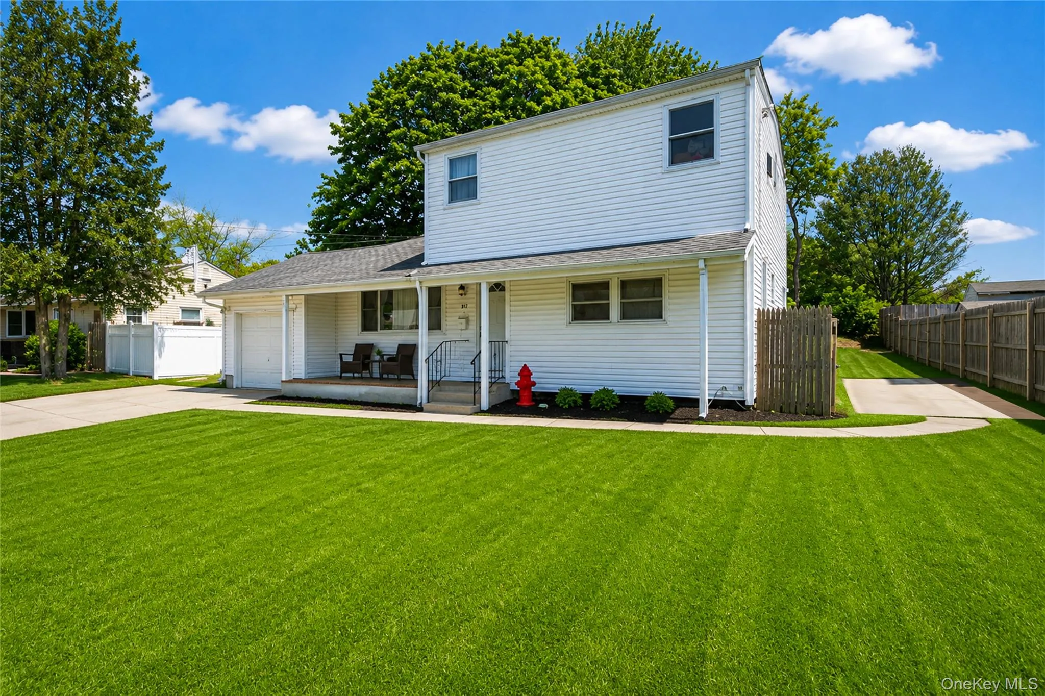 117 Timberline Drive, Islip, NY, 8 Bedrooms Bedrooms, 13 Rooms Rooms,4 BathroomsBathrooms,Residential,For Rent,Timberline,0,1006966 117 Timberline Drive, Islip, NY, 8 Bedrooms Bedrooms, 13 Rooms Rooms,4 BathroomsBathrooms,Residential,For Rent,Timberline,0,1006966