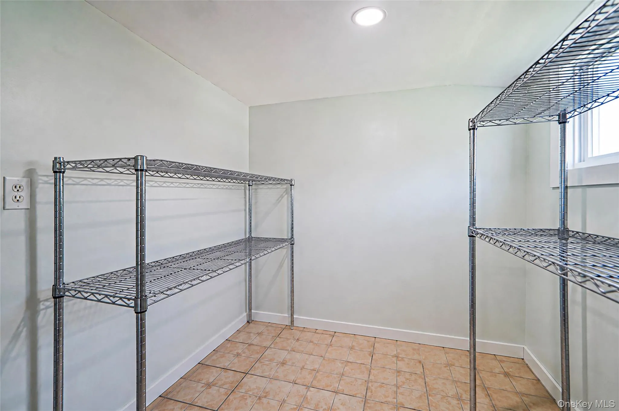 117 Timberline Drive, Islip, NY, 8 Bedrooms Bedrooms, 13 Rooms Rooms,4 BathroomsBathrooms,Residential,For Rent,Timberline,0,1006966 117 Timberline Drive, Islip, NY, 8 Bedrooms Bedrooms, 13 Rooms Rooms,4 BathroomsBathrooms,Residential,For Rent,Timberline,0,1006966