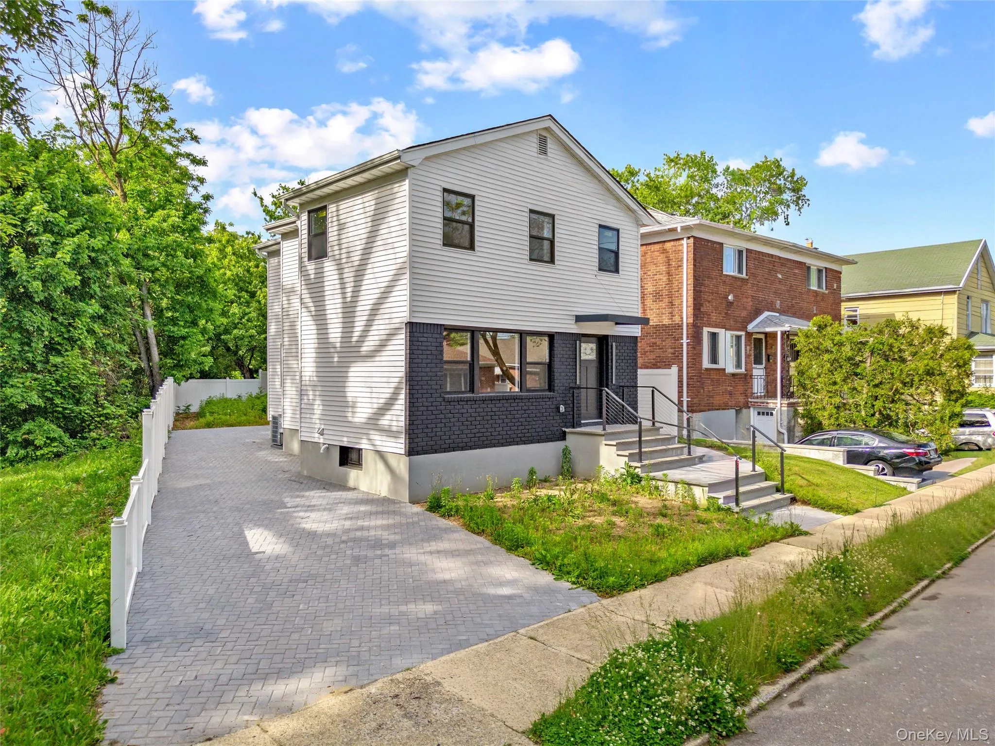15703 Locke Avenue, New York, NY, 3 Bedrooms Bedrooms, 10 Rooms Rooms,2 BathroomsBathrooms,Residential,For Rent,Locke,0,1006968 15703 Locke Avenue, New York, NY, 3 Bedrooms Bedrooms, 10 Rooms Rooms,2 BathroomsBathrooms,Residential,For Rent,Locke,0,1006968