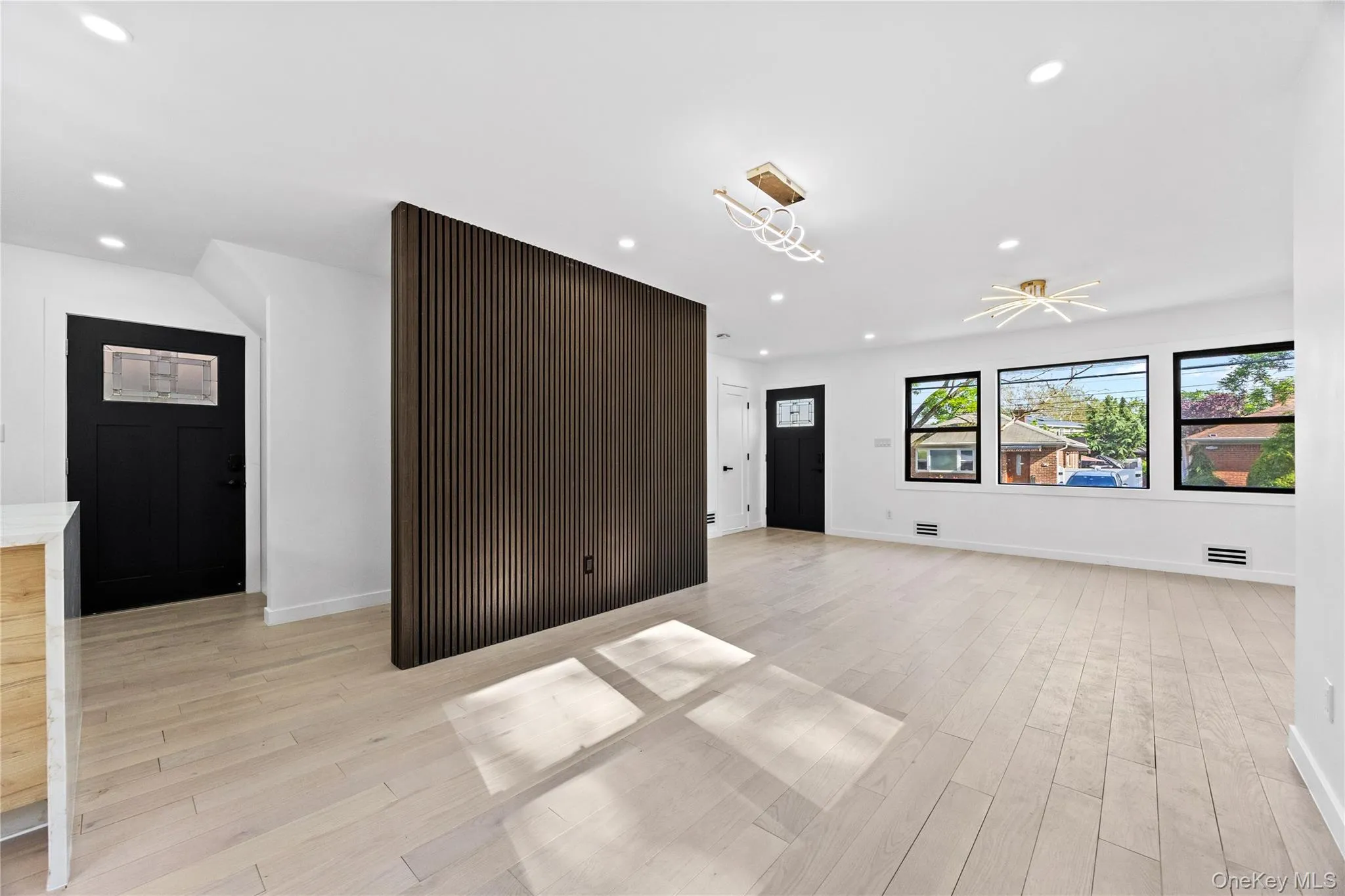 15703 Locke Avenue, New York, NY, 3 Bedrooms Bedrooms, 10 Rooms Rooms,2 BathroomsBathrooms,Residential,For Rent,Locke,0,1006968 15703 Locke Avenue, New York, NY, 3 Bedrooms Bedrooms, 10 Rooms Rooms,2 BathroomsBathrooms,Residential,For Rent,Locke,0,1006968