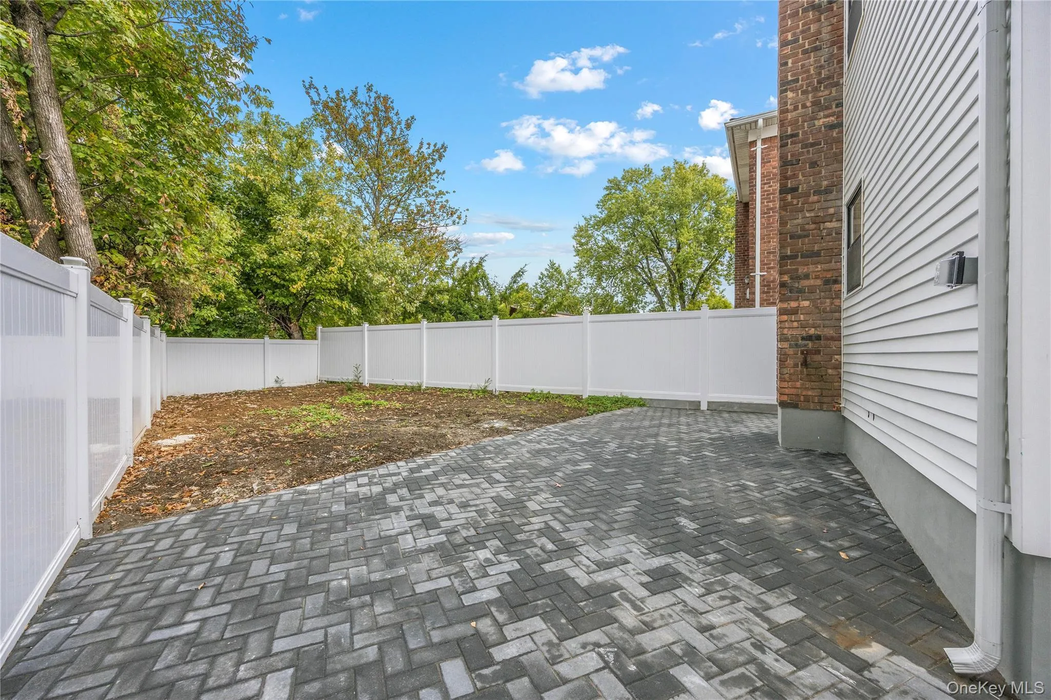 15703 Locke Avenue, New York, NY, 3 Bedrooms Bedrooms, 10 Rooms Rooms,2 BathroomsBathrooms,Residential,For Rent,Locke,0,1006968 15703 Locke Avenue, New York, NY, 3 Bedrooms Bedrooms, 10 Rooms Rooms,2 BathroomsBathrooms,Residential,For Rent,Locke,0,1006968