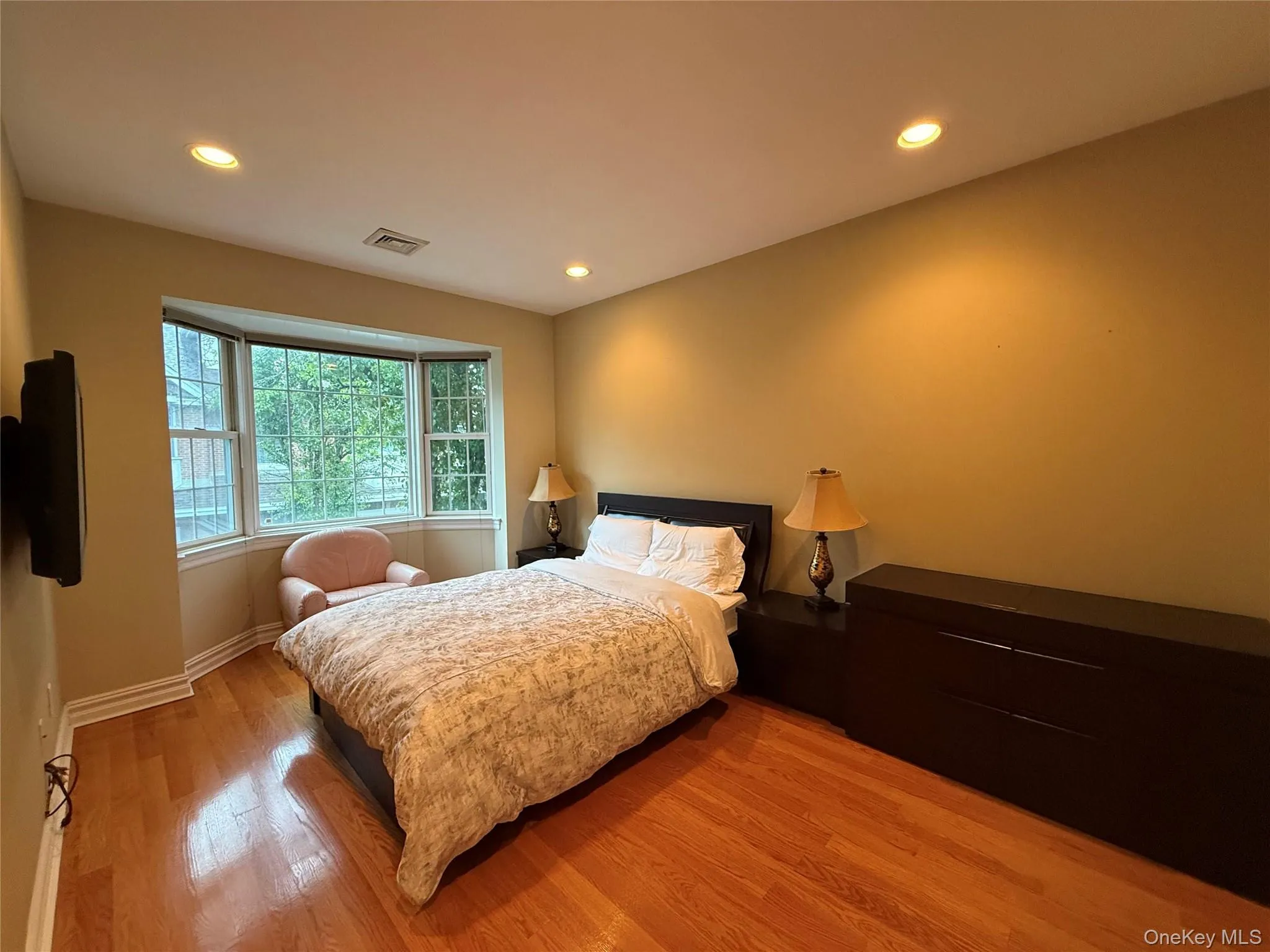 40 Portico Place, North Hempstead, NY, 4 Bedrooms Bedrooms, 10 Rooms Rooms,3 BathroomsBathrooms,Residential,For Rent,Portico,0,1006972 40 Portico Place, North Hempstead, NY, 4 Bedrooms Bedrooms, 10 Rooms Rooms,3 BathroomsBathrooms,Residential,For Rent,Portico,0,1006972