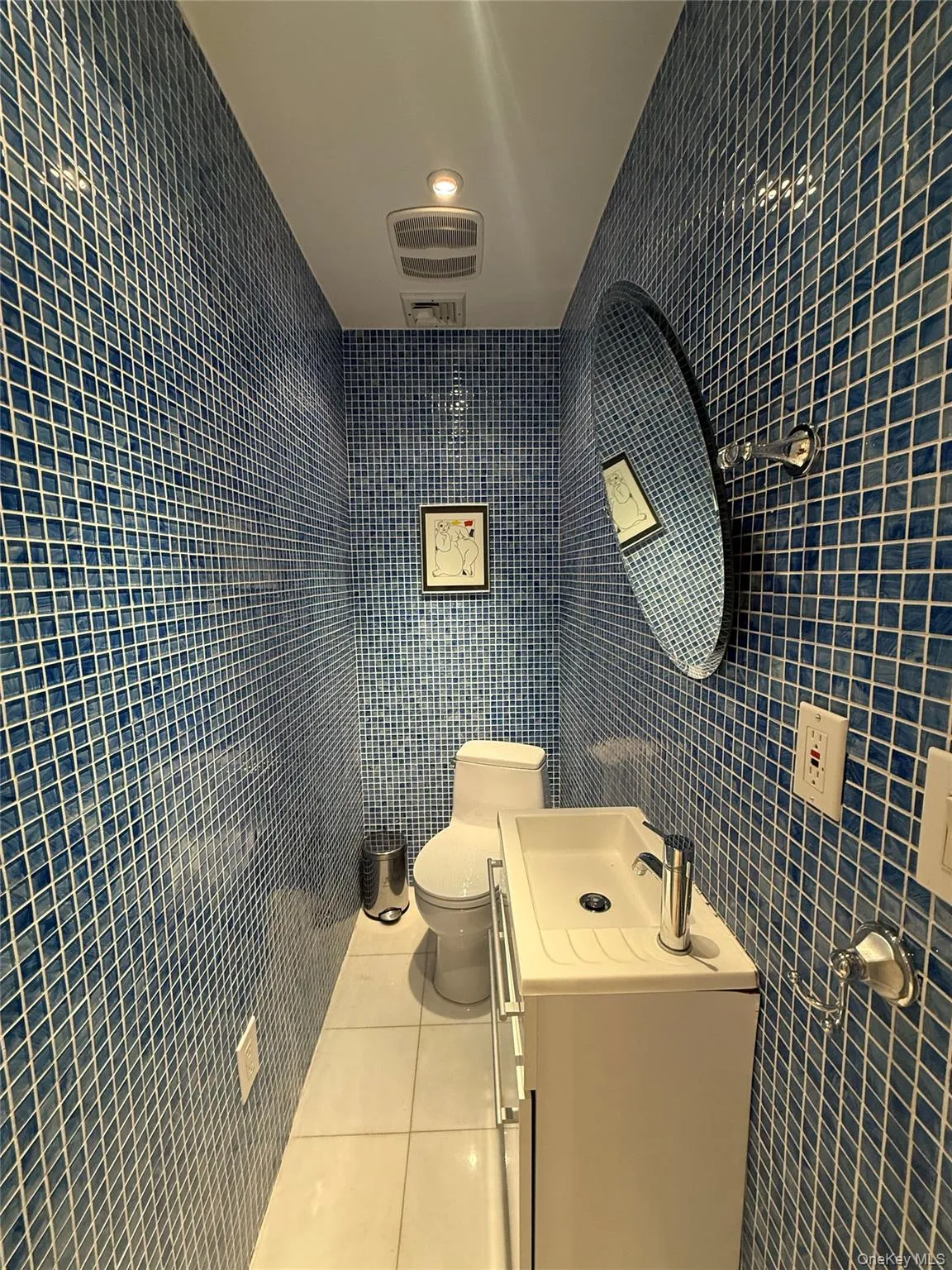 40 Portico Place, North Hempstead, NY, 4 Bedrooms Bedrooms, 10 Rooms Rooms,3 BathroomsBathrooms,Residential,For Rent,Portico,0,1006972 40 Portico Place, North Hempstead, NY, 4 Bedrooms Bedrooms, 10 Rooms Rooms,3 BathroomsBathrooms,Residential,For Rent,Portico,0,1006972