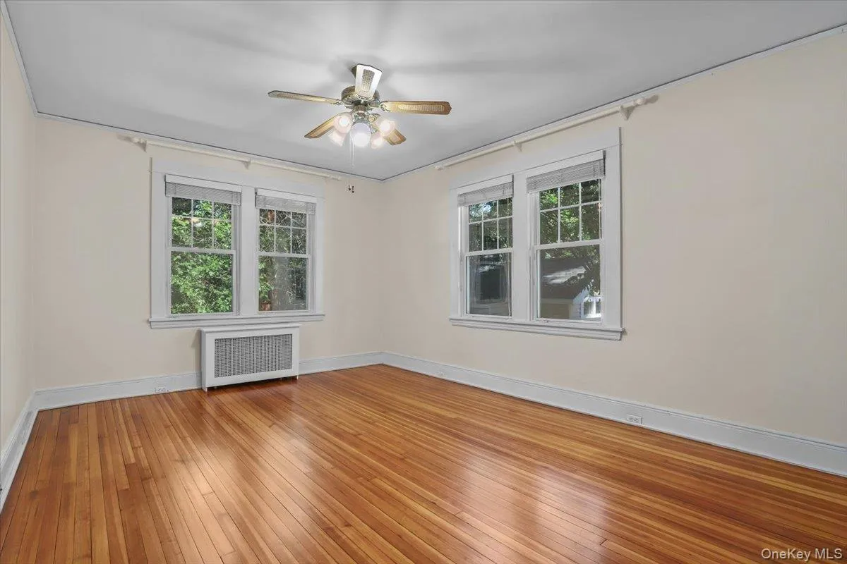 625 Lorraine Street, Mamaroneck, NY, 5 Bedrooms Bedrooms, 10 Rooms Rooms,2 BathroomsBathrooms,Residential Lease,For Rent,Lorraine,0,1006973 625 Lorraine Street, Mamaroneck, NY, 5 Bedrooms Bedrooms, 10 Rooms Rooms,2 BathroomsBathrooms,Residential Lease,For Rent,Lorraine,0,1006973