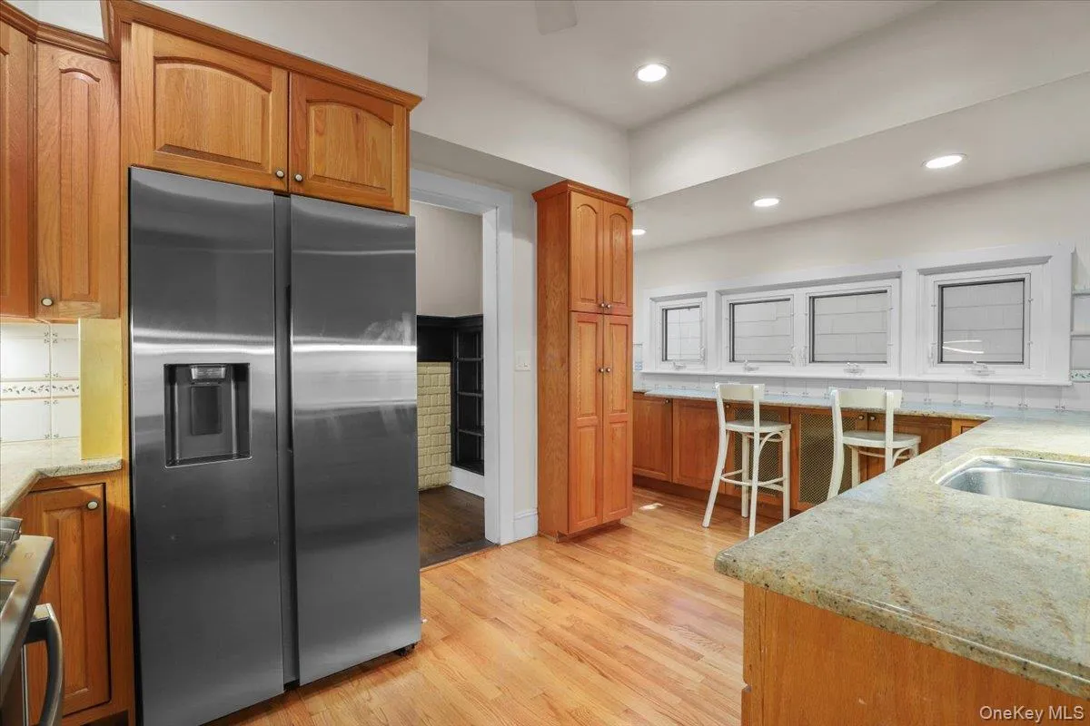 625 Lorraine Street, Mamaroneck, NY, 5 Bedrooms Bedrooms, 10 Rooms Rooms,2 BathroomsBathrooms,Residential Lease,For Rent,Lorraine,0,1006973 625 Lorraine Street, Mamaroneck, NY, 5 Bedrooms Bedrooms, 10 Rooms Rooms,2 BathroomsBathrooms,Residential Lease,For Rent,Lorraine,0,1006973