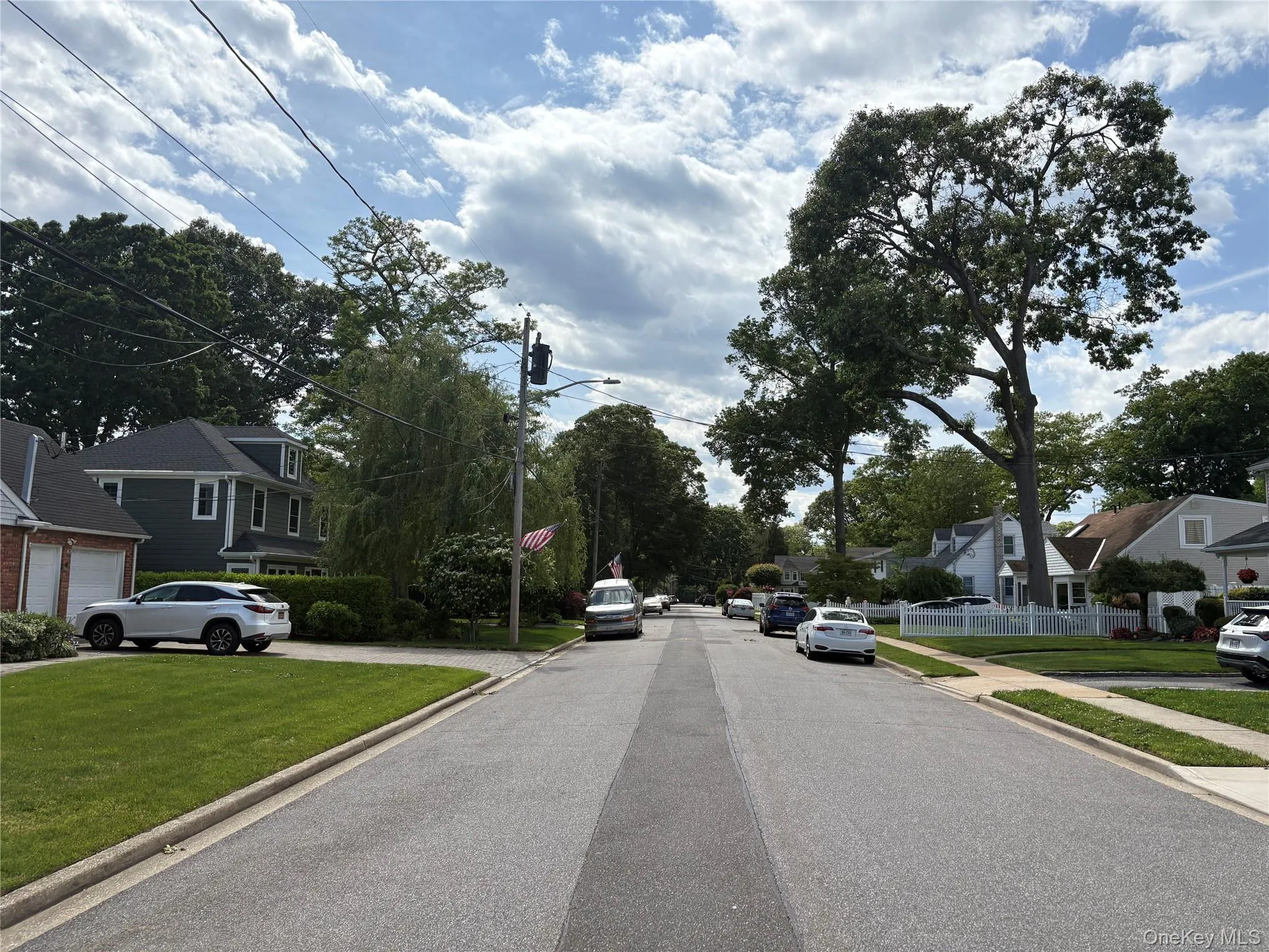 66 Euclid Avenue, Oyster Bay, NY, 5 Bedrooms Bedrooms, 9 Rooms Rooms,3 BathroomsBathrooms,Residential,For Rent,Euclid,0,1006975 66 Euclid Avenue, Oyster Bay, NY, 5 Bedrooms Bedrooms, 9 Rooms Rooms,3 BathroomsBathrooms,Residential,For Rent,Euclid,0,1006975