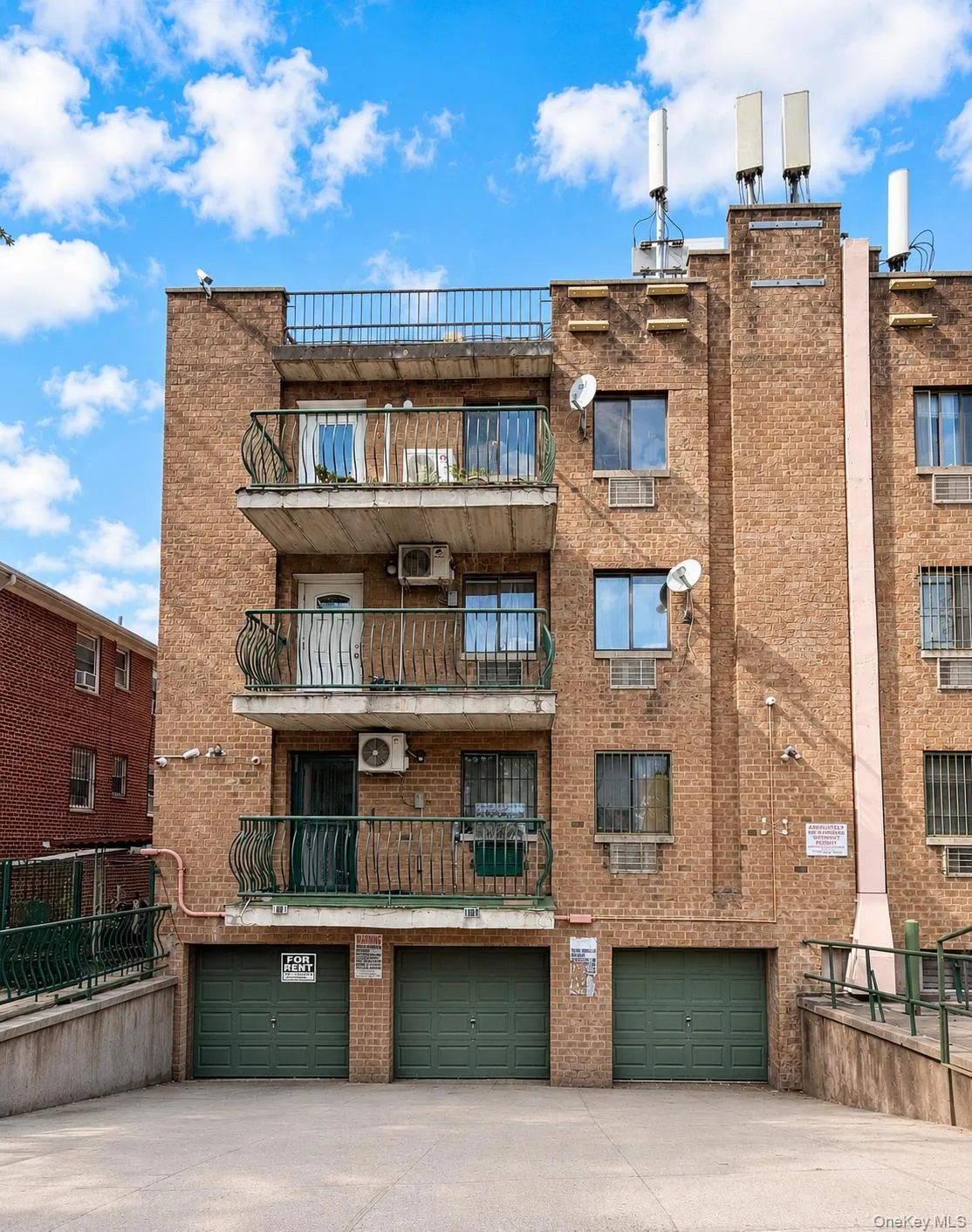 130-14 60th Avenue, New York, NY, 1 Bedroom Bedrooms, 3 Rooms Rooms,1 BathroomBathrooms,Residential,For Rent,60th,0,1006976 130-14 60th Avenue, New York, NY, 1 Bedroom Bedrooms, 3 Rooms Rooms,1 BathroomBathrooms,Residential,For Rent,60th,0,1006976