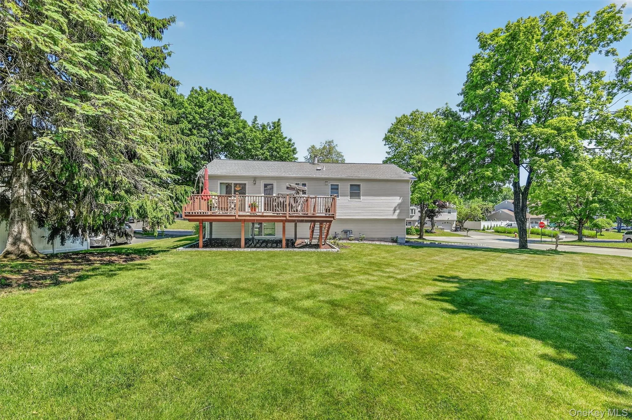 7 Stander Lane, Haverstraw, NY, 4 Bedrooms Bedrooms, 11 Rooms Rooms,2 BathroomsBathrooms,Residential,For Rent,Stander,0,1006978 7 Stander Lane, Haverstraw, NY, 4 Bedrooms Bedrooms, 11 Rooms Rooms,2 BathroomsBathrooms,Residential,For Rent,Stander,0,1006978