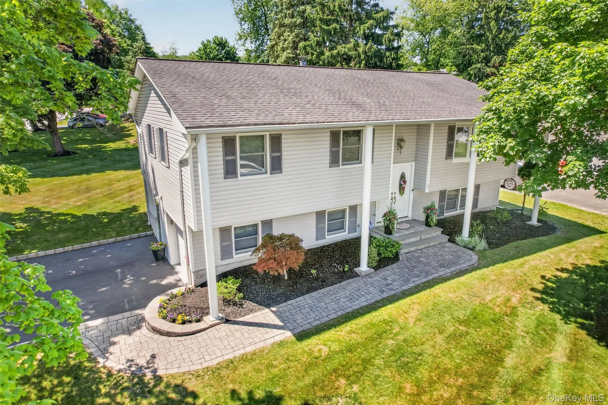 7 Stander Lane, Haverstraw, NY, 4 Bedrooms Bedrooms, 11 Rooms Rooms,2 BathroomsBathrooms,Residential,For Rent,Stander,0,1006978 7 Stander Lane, Haverstraw, NY, 4 Bedrooms Bedrooms, 11 Rooms Rooms,2 BathroomsBathrooms,Residential,For Rent,Stander,0,1006978