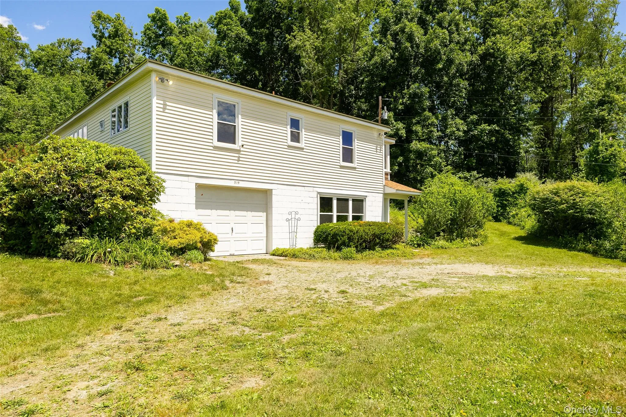 229 Clove Road, Union Vale, NY, 4 Bedrooms Bedrooms, 13 Rooms Rooms,2 BathroomsBathrooms,Residential,For Rent,Clove,0,KEY1006979 229 Clove Road, Union Vale, NY, 4 Bedrooms Bedrooms, 13 Rooms Rooms,2 BathroomsBathrooms,Residential,For Rent,Clove,0,KEY1006979